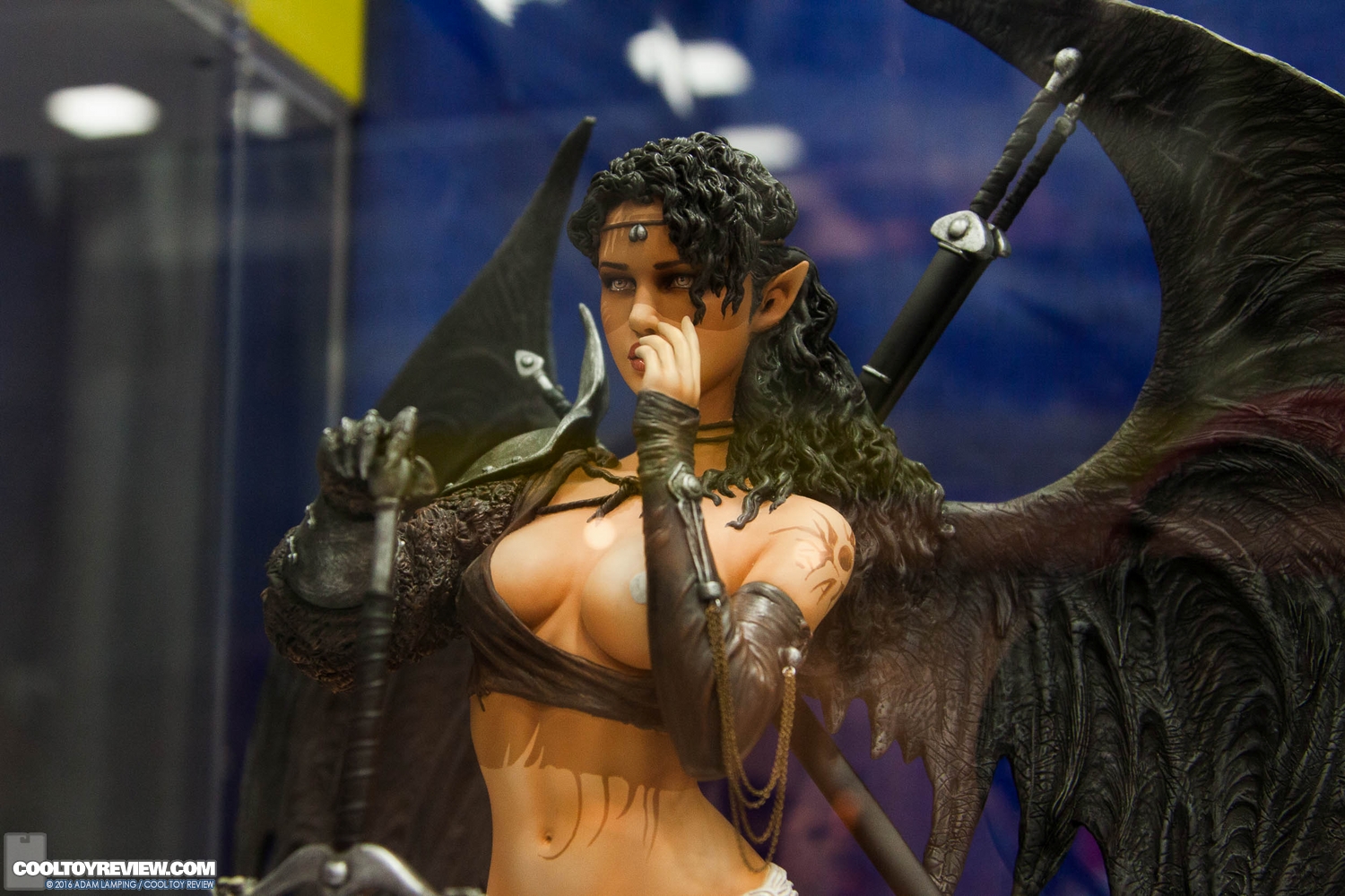 san-diego-comic-con-yamato-toys-usa-booth-036.jpg