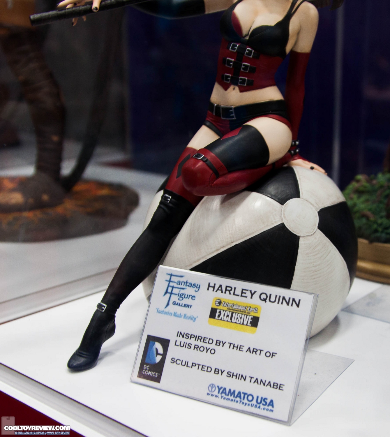 san-diego-comic-con-yamato-toys-usa-booth-044.jpg