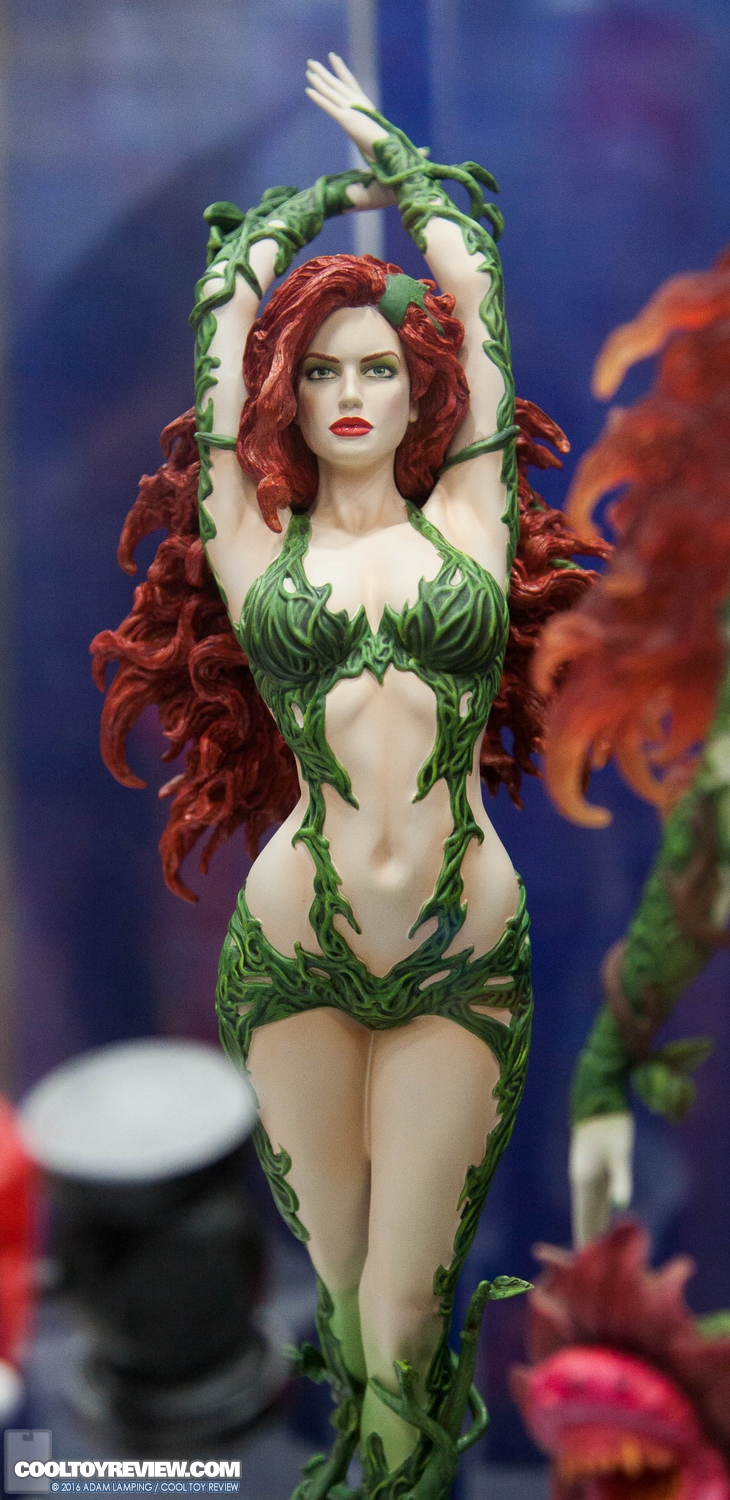 san-diego-comic-con-yamato-toys-usa-booth-047.jpg