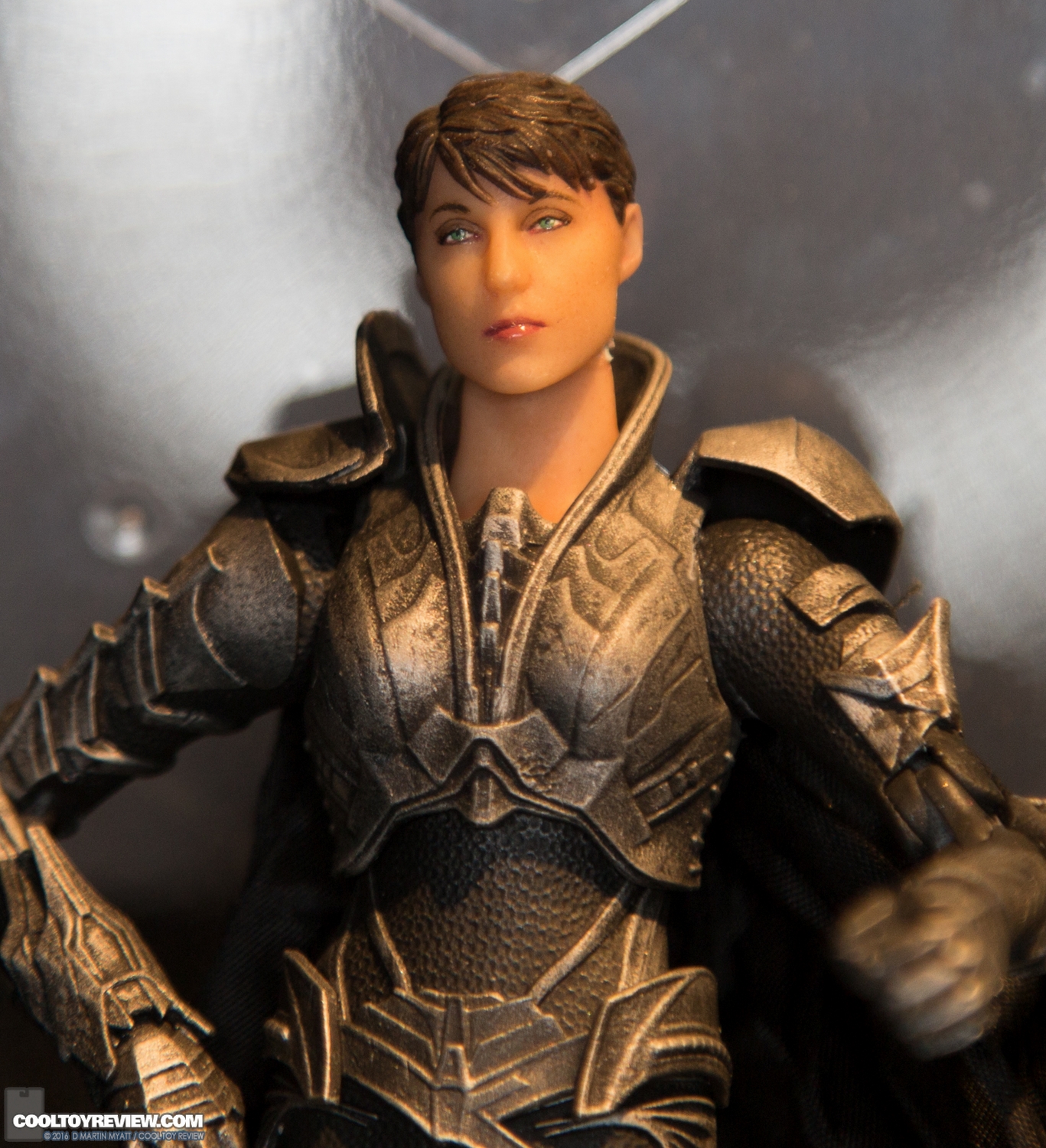 DC-Collectibles-2016-International-Toy-Fair-003.jpg