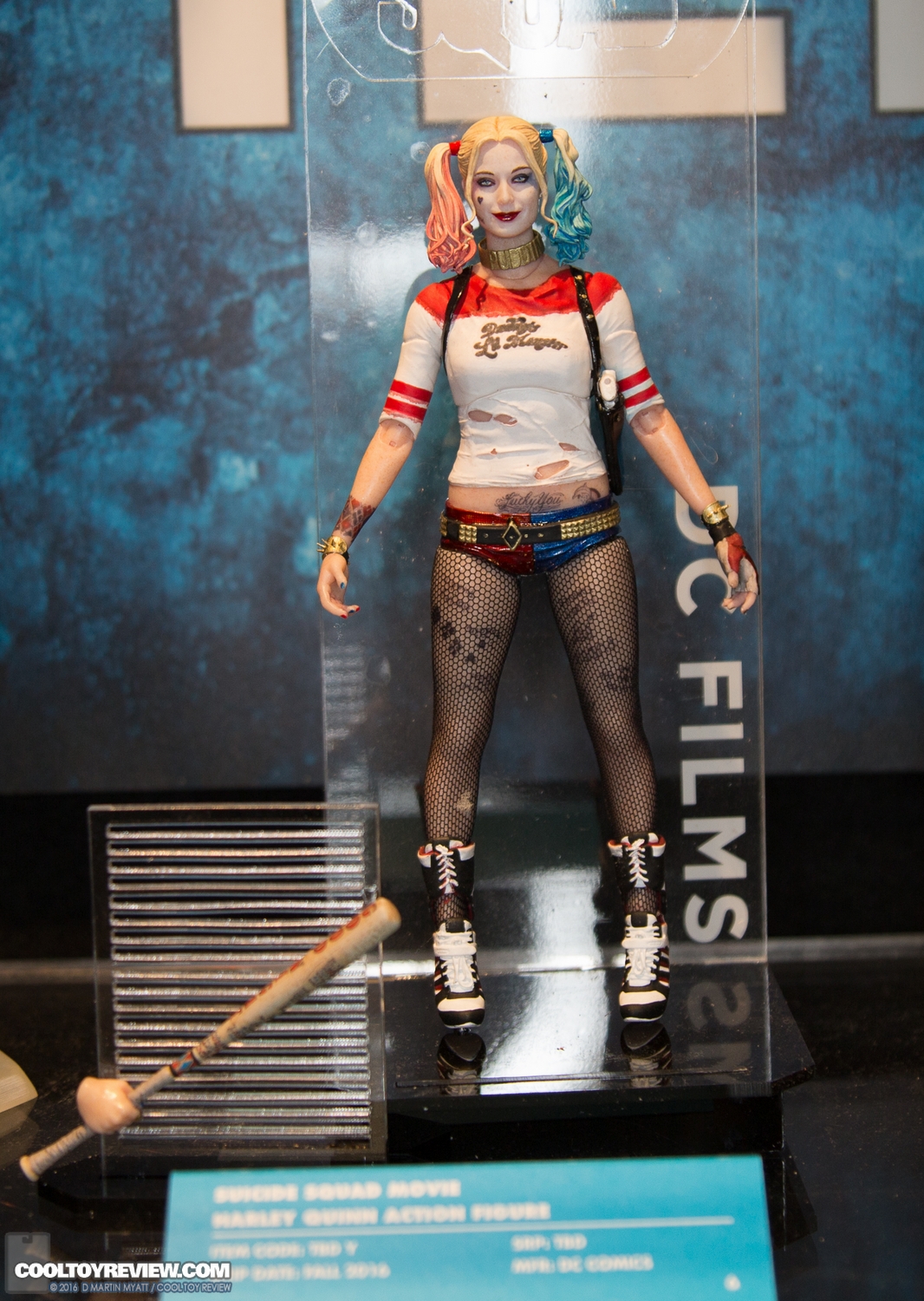 DC-Collectibles-2016-International-Toy-Fair-018.jpg