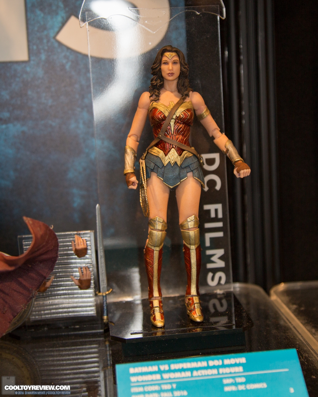 DC-Collectibles-2016-International-Toy-Fair-024.jpg