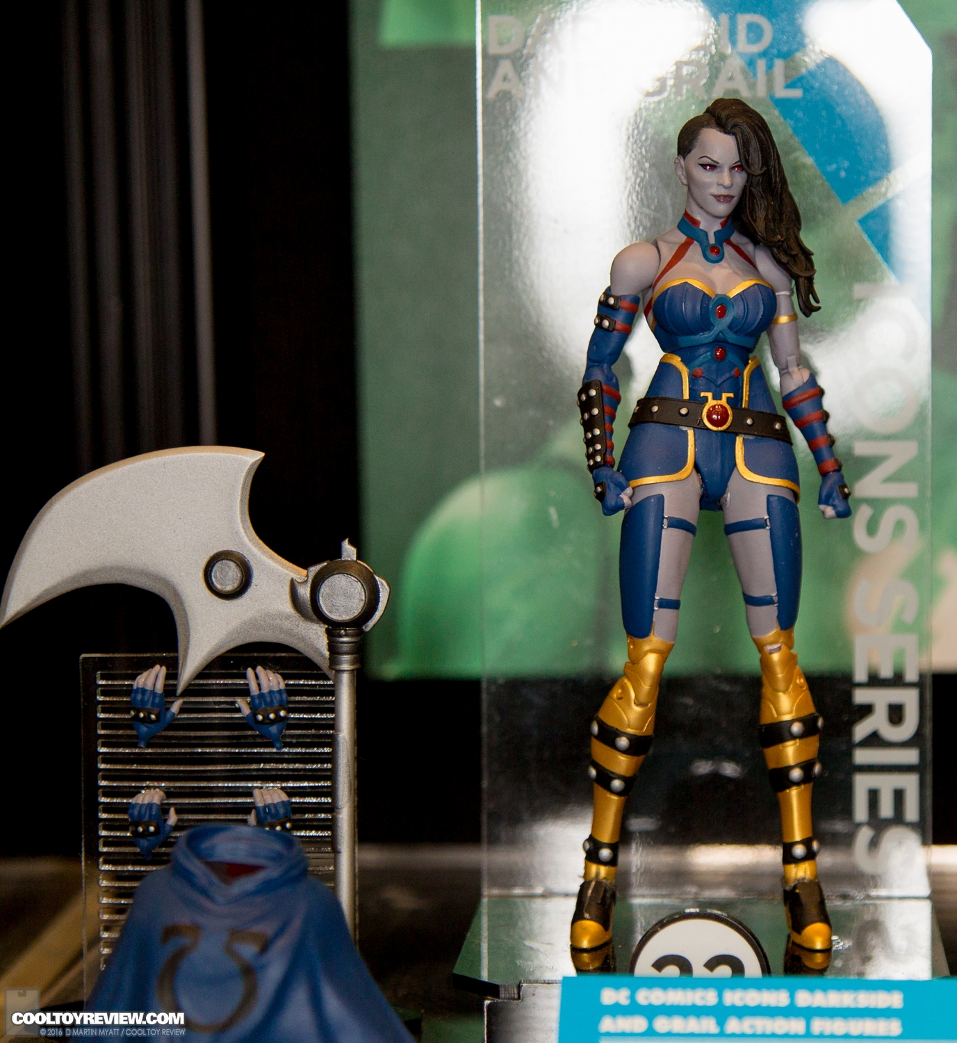 DC-Collectibles-2016-International-Toy-Fair-099.jpg