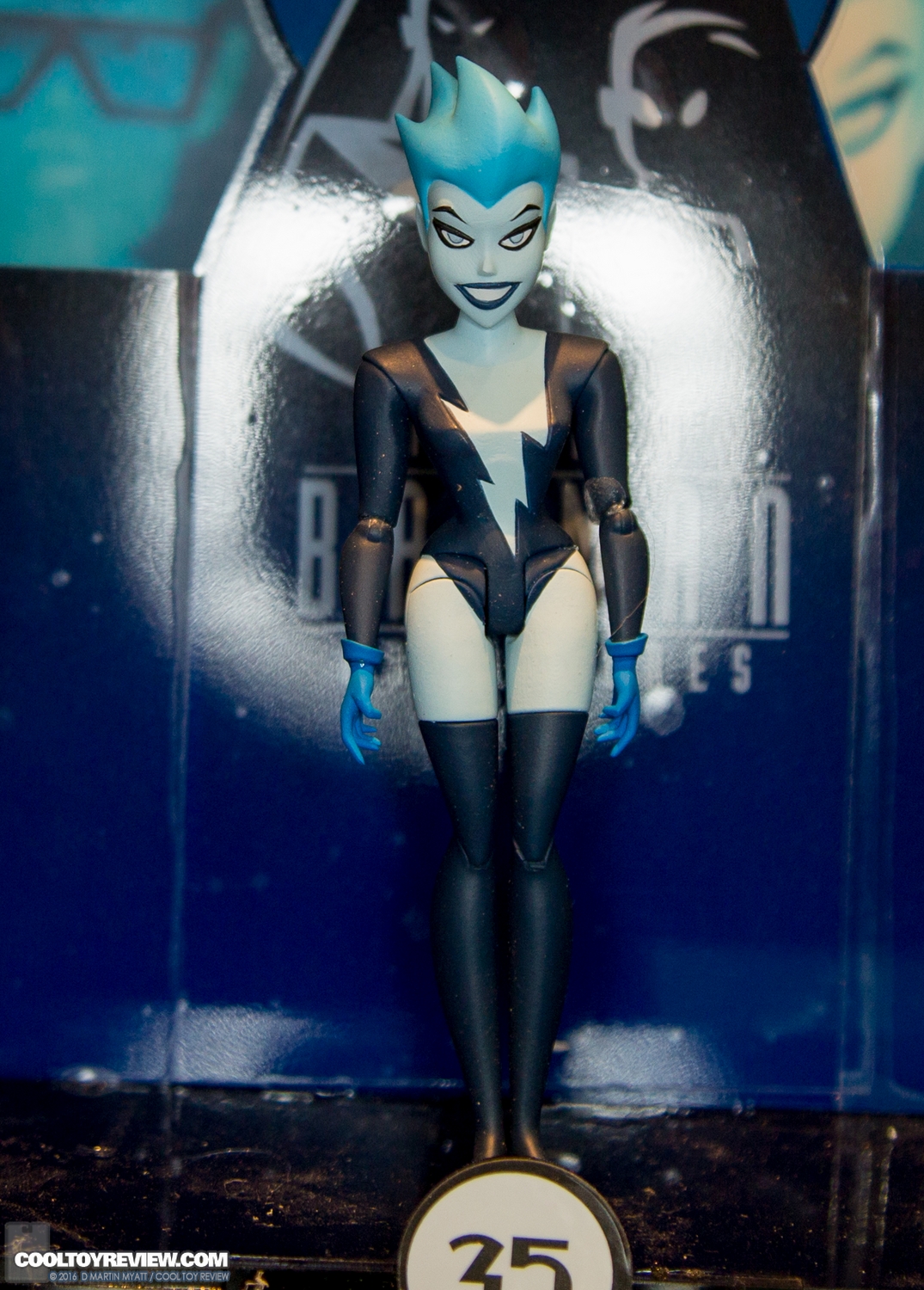 DC-Collectibles-2016-International-Toy-Fair-170.jpg