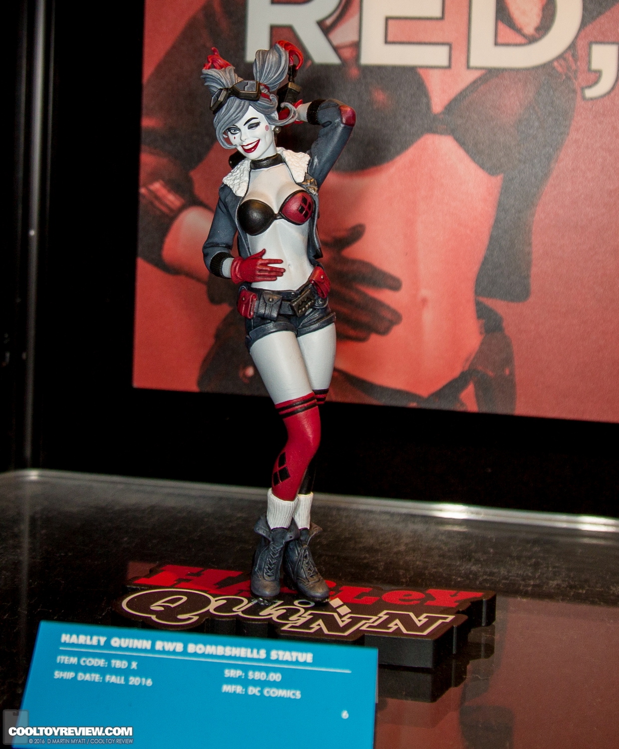 DC-Collectibles-2016-International-Toy-Fair-231.jpg