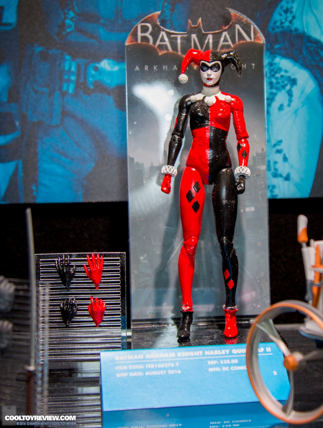 DC-Collectibles-2016-International-Toy-Fair-240.jpg