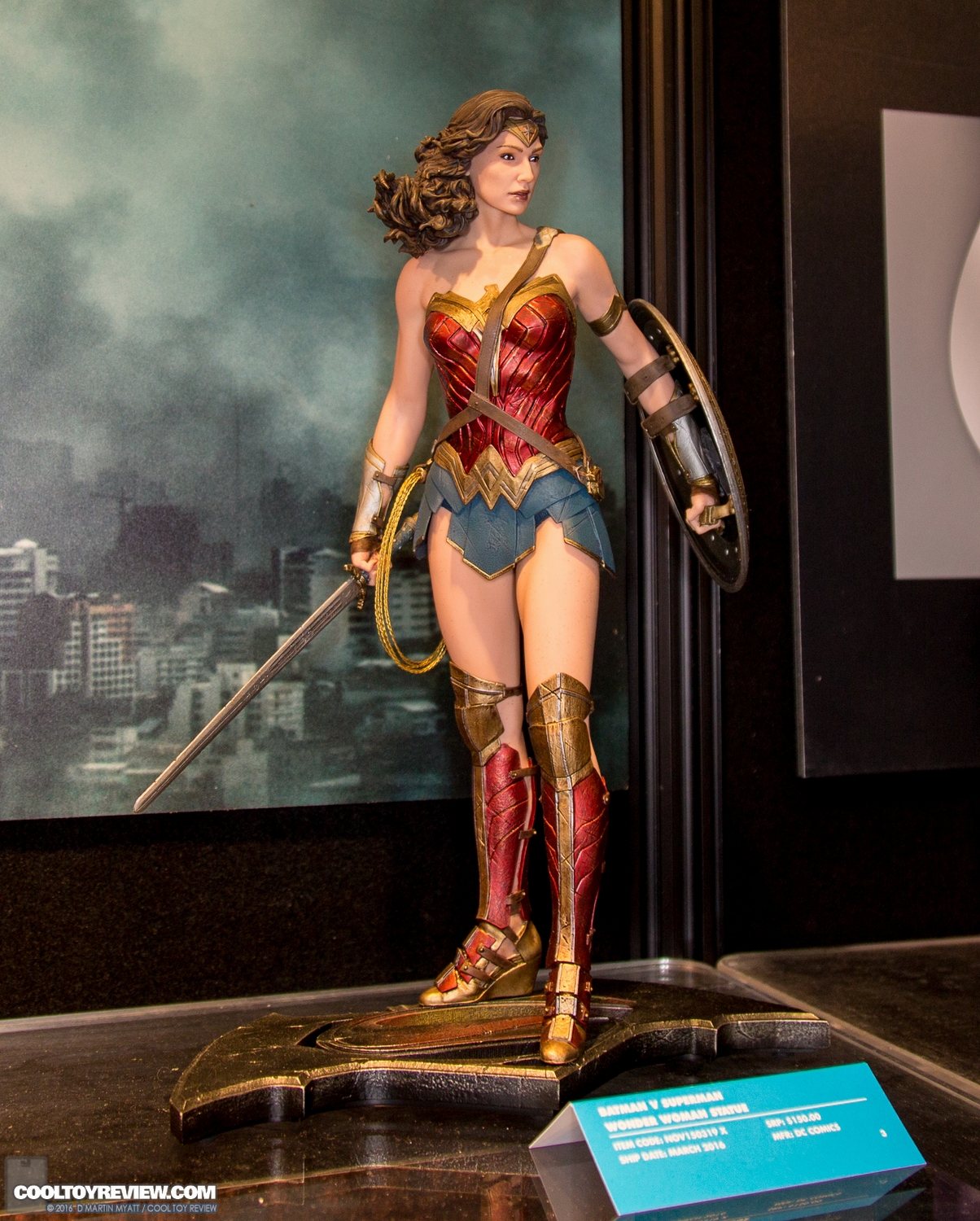 DC-Collectibles-2016-International-Toy-Fair-256.jpg