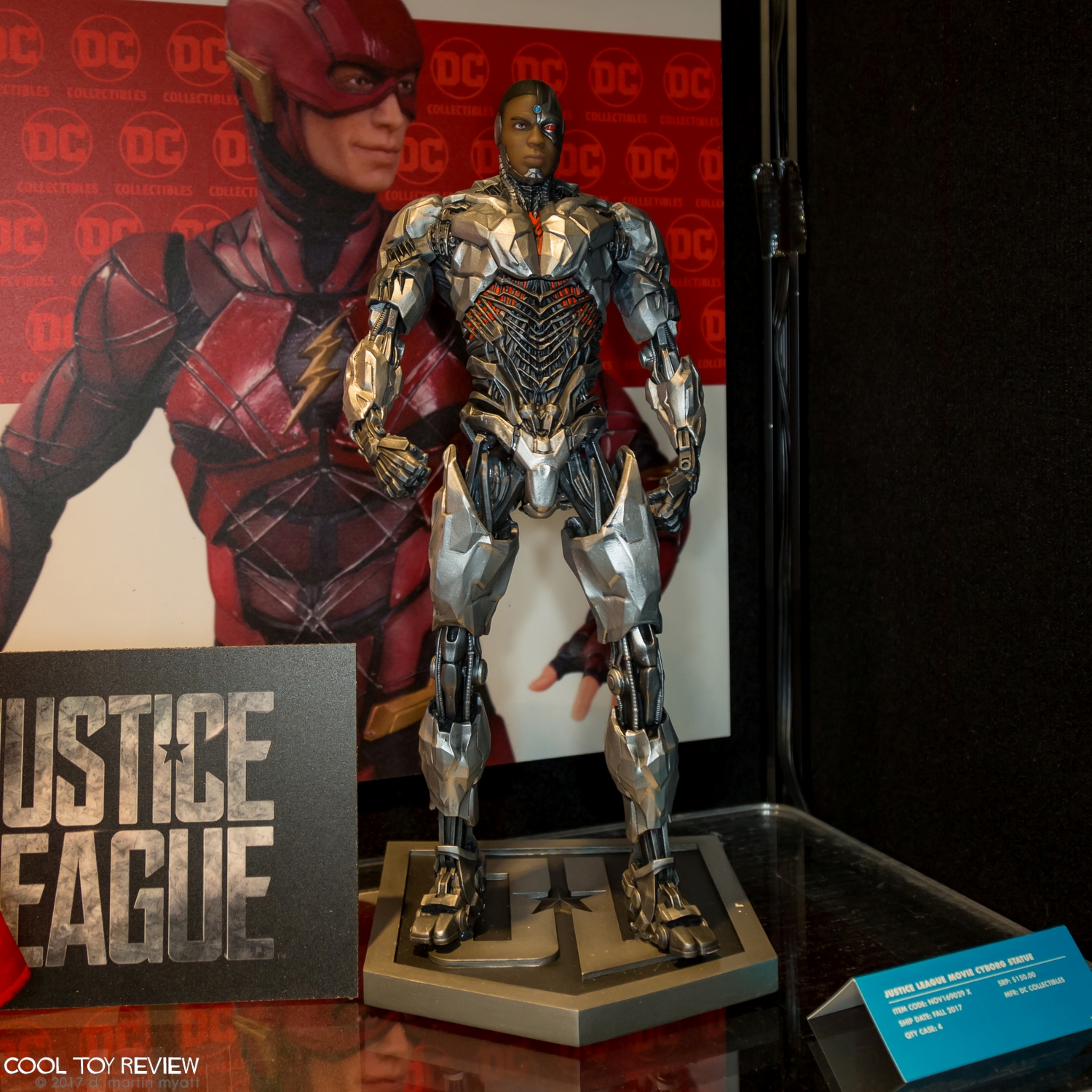 DC-Collectibles-2017-International-Toy-Fair-044.jpg