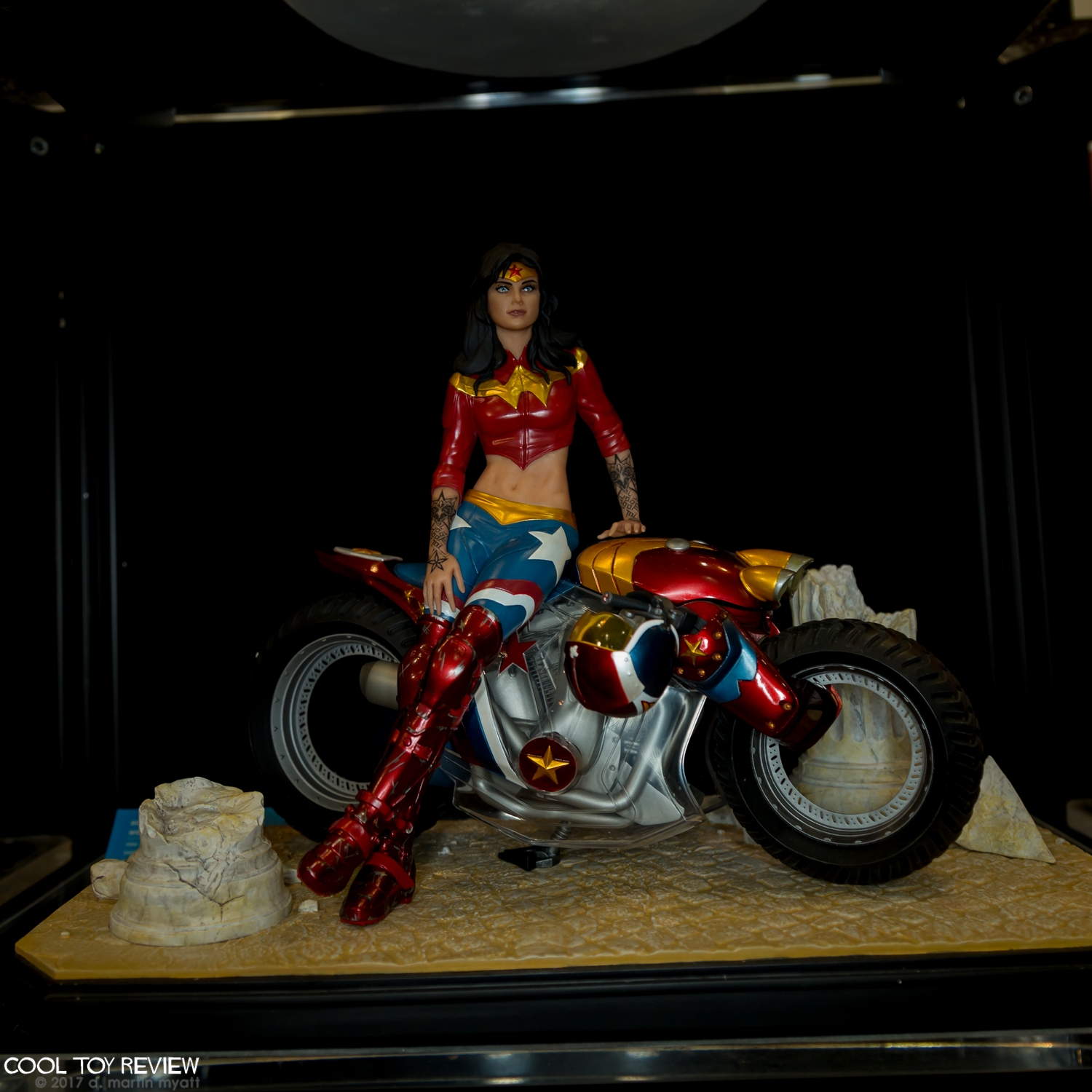 DC-Collectibles-2017-International-Toy-Fair-064.jpg