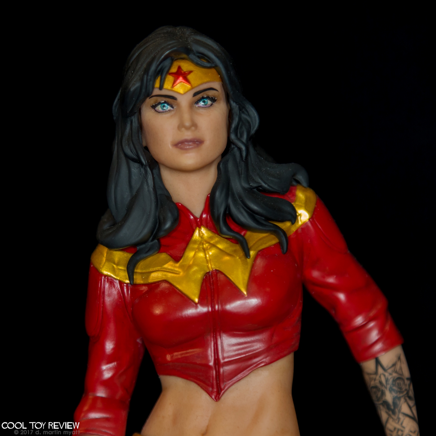 DC-Collectibles-2017-International-Toy-Fair-067.jpg