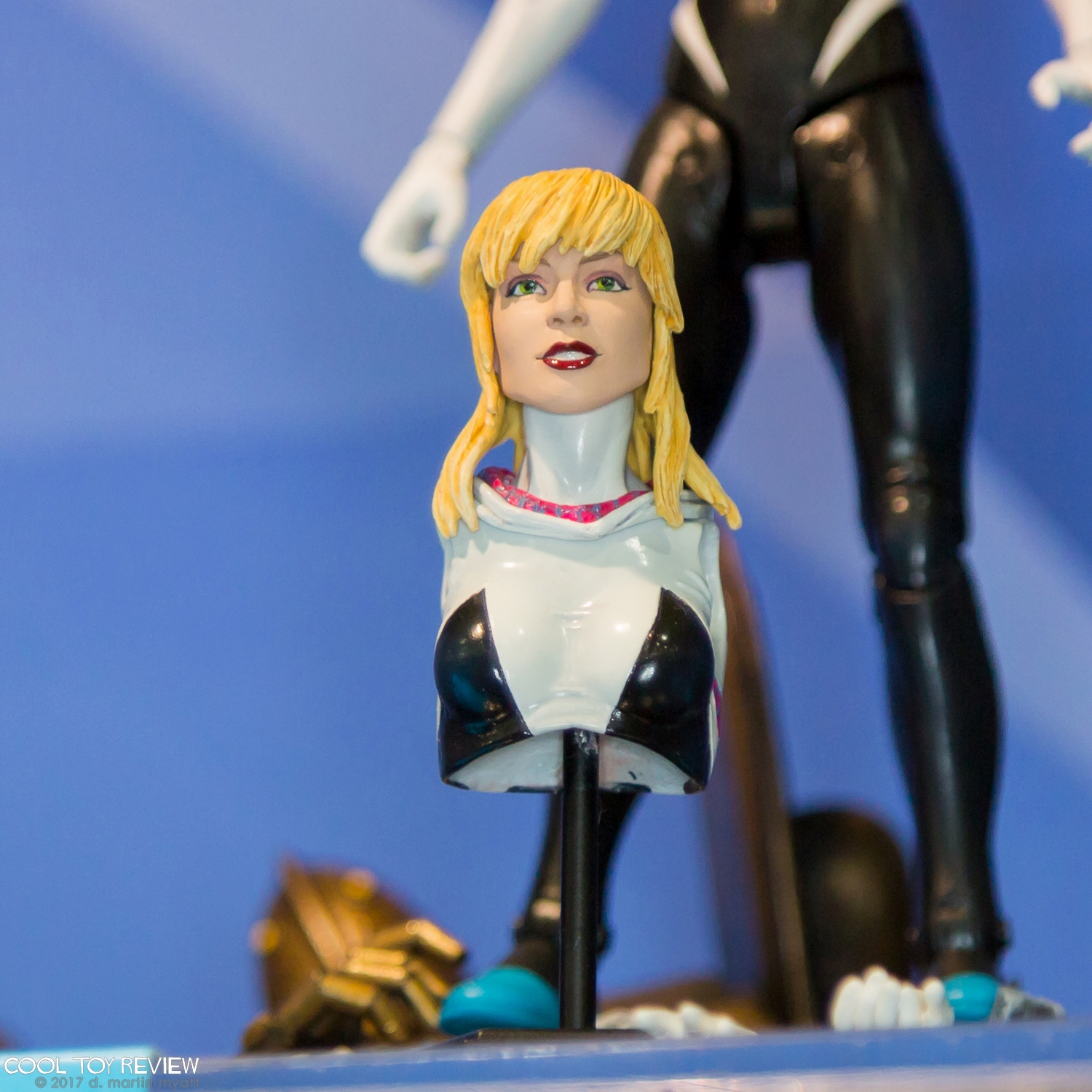 Diamond-Select-Toys-2017-Toy-Fair-007.jpg