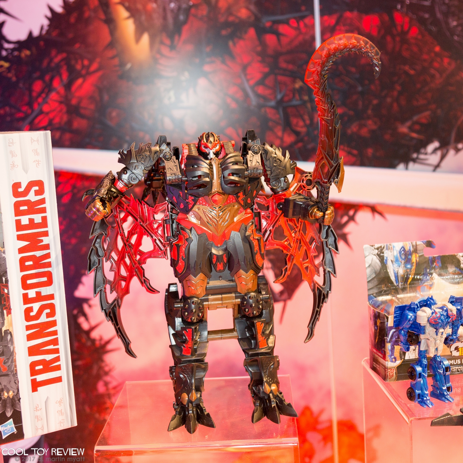 Hasbro-Transformers-2017-International-Toy-Fair-050.jpg