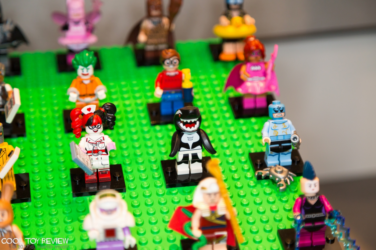 LEGO-2017-International-Toy-Fair-Minifigures-018.jpg
