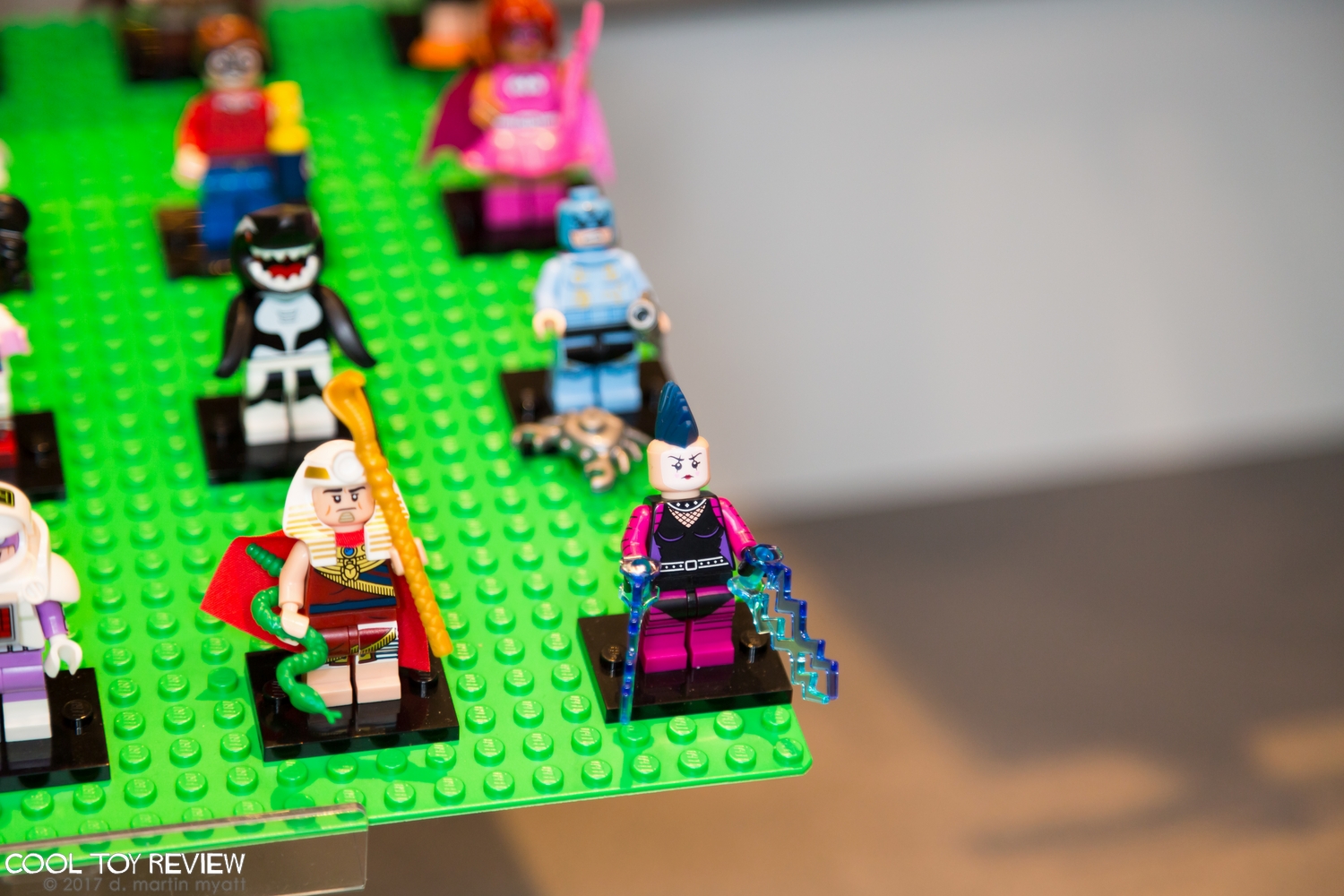 LEGO-2017-International-Toy-Fair-Minifigures-020.jpg