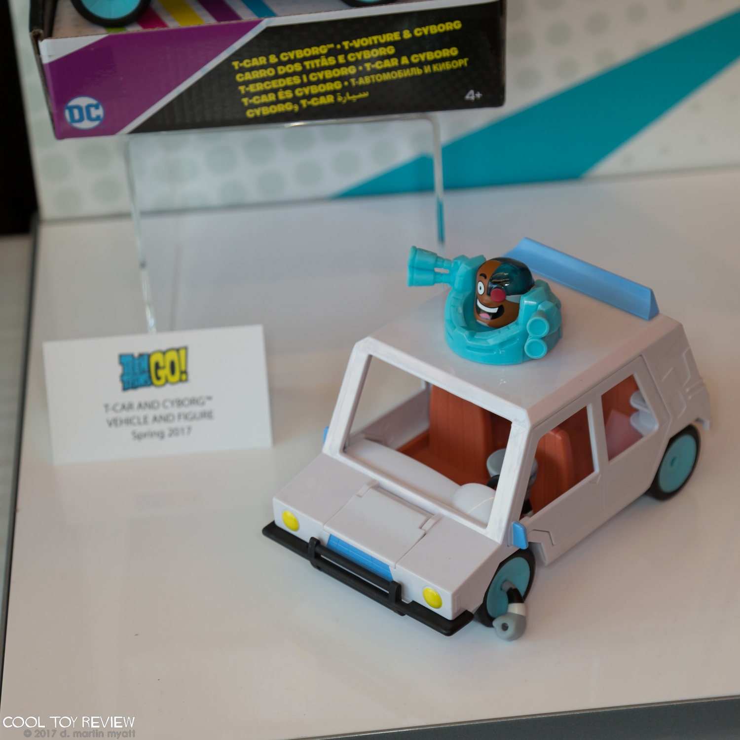 Mattel-Teen-Titans-GO-2017-International-Toy-Fair-020.jpg