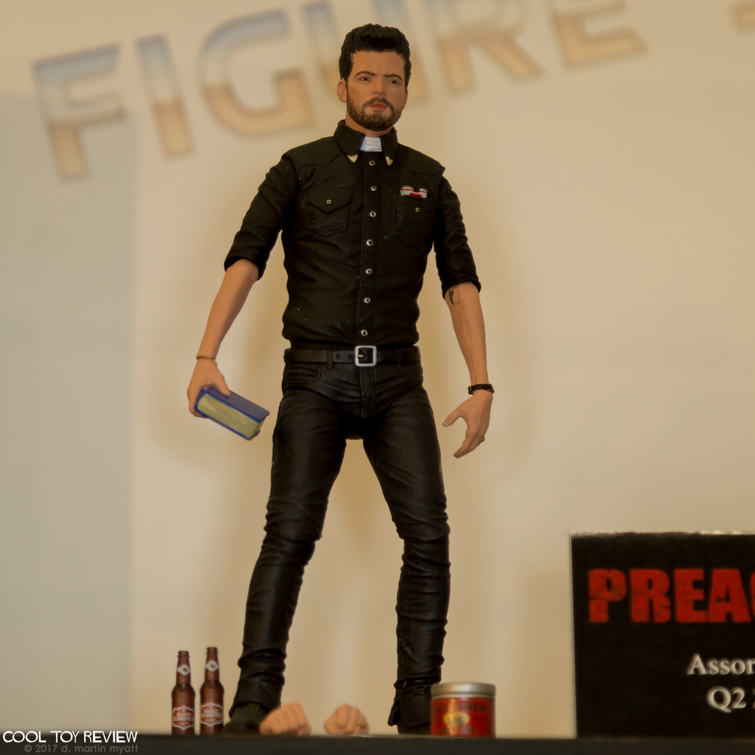 NECA-2017-International-Toy-Fair-002.jpg