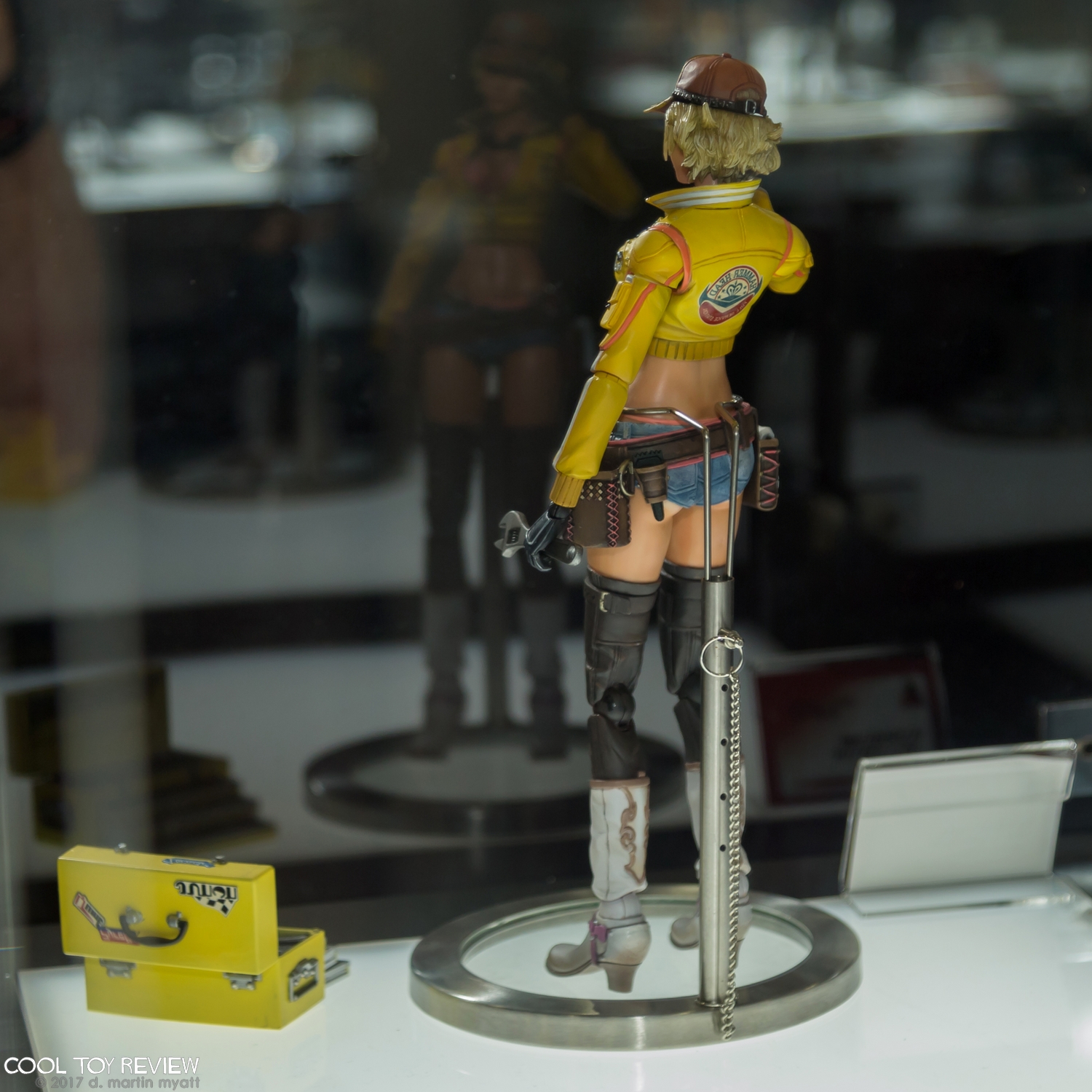 Square-Enix-Products-2017-International-Toy-Fair-005.jpg