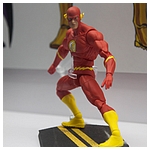 san-diego-comic-con-2017-dc-collectibles-038.jpg