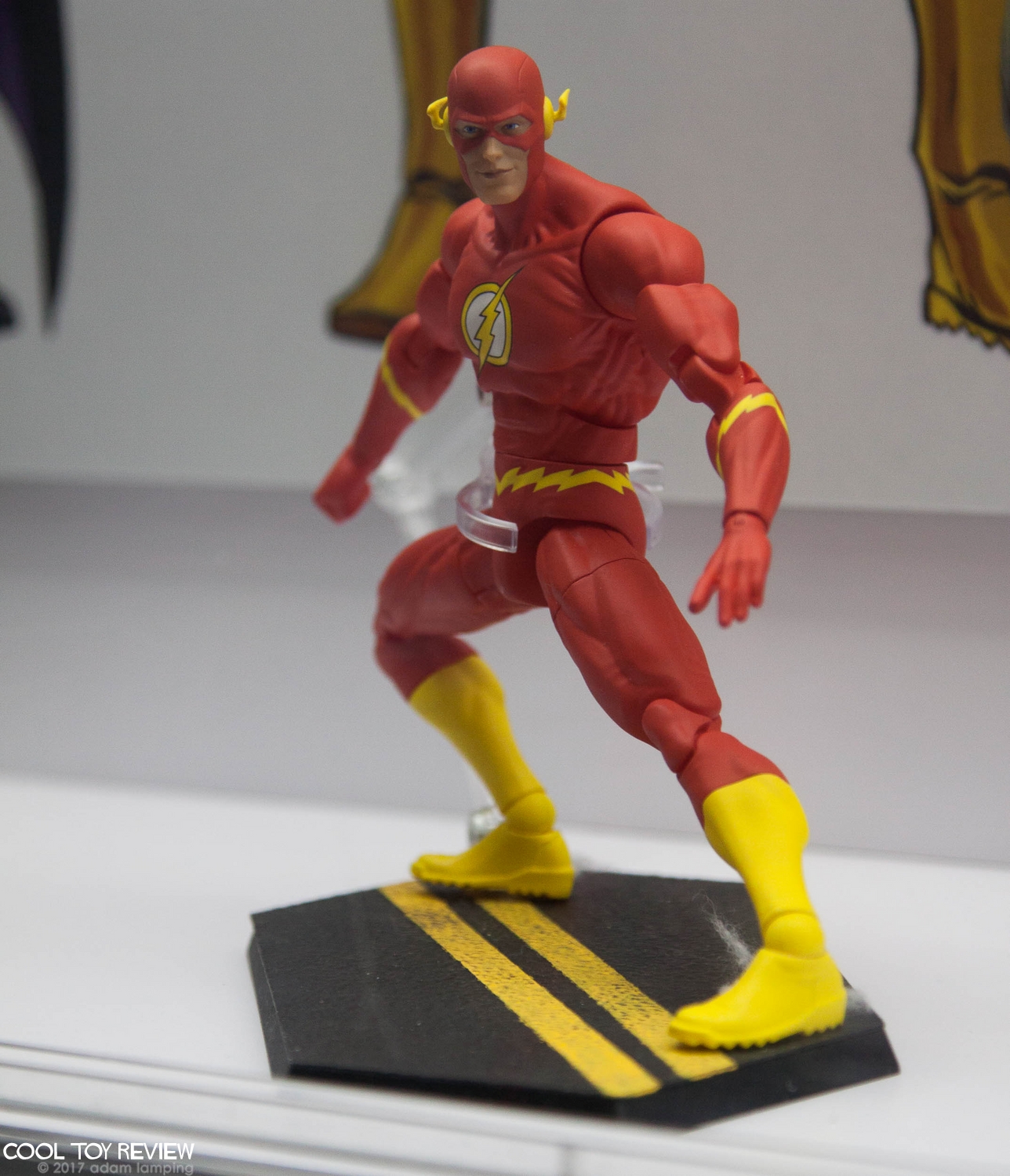 san-diego-comic-con-2017-dc-collectibles-038.jpg