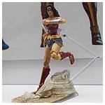 san-diego-comic-con-2017-dc-collectibles-044.jpg