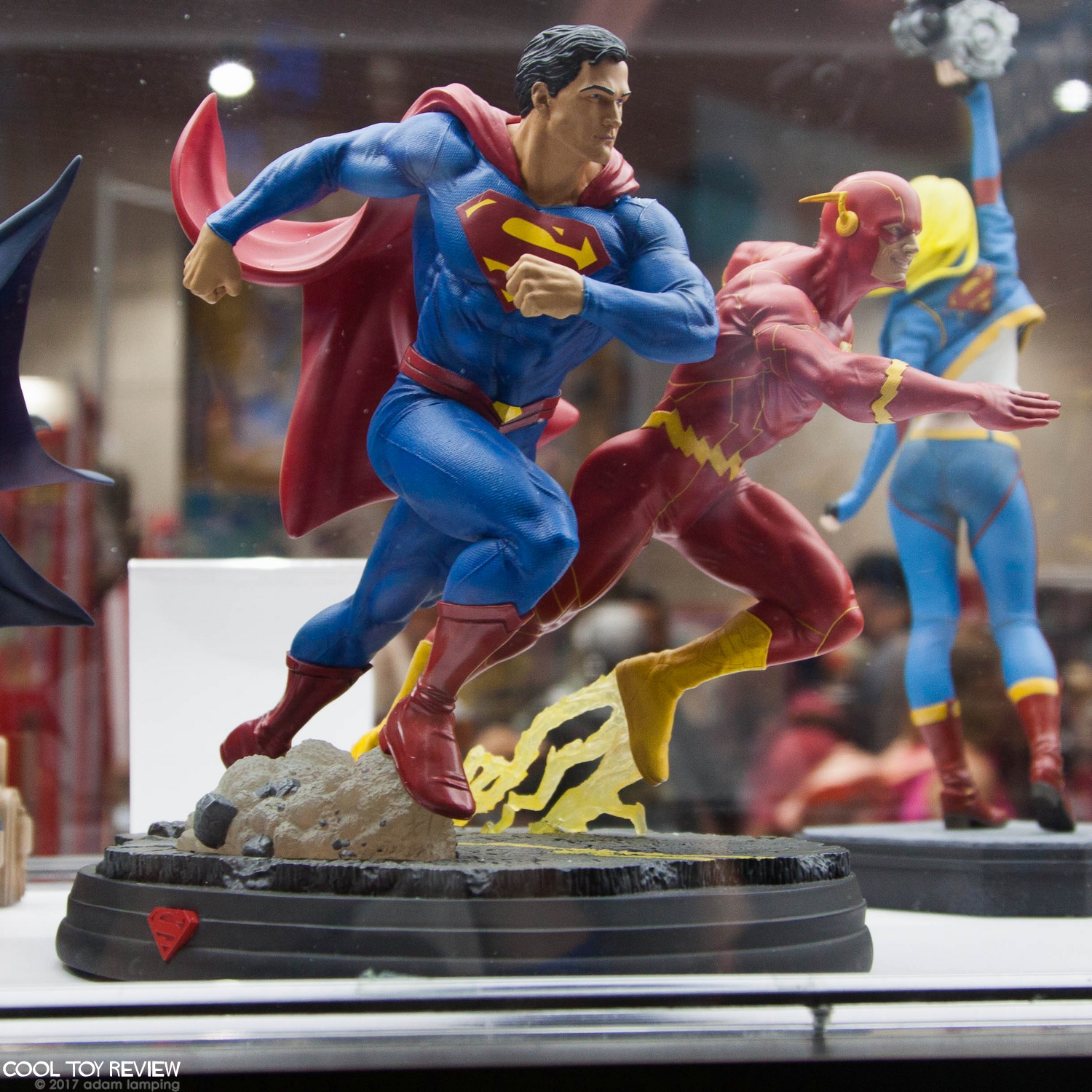 san-diego-comic-con-2017-dc-collectibles-052.jpg