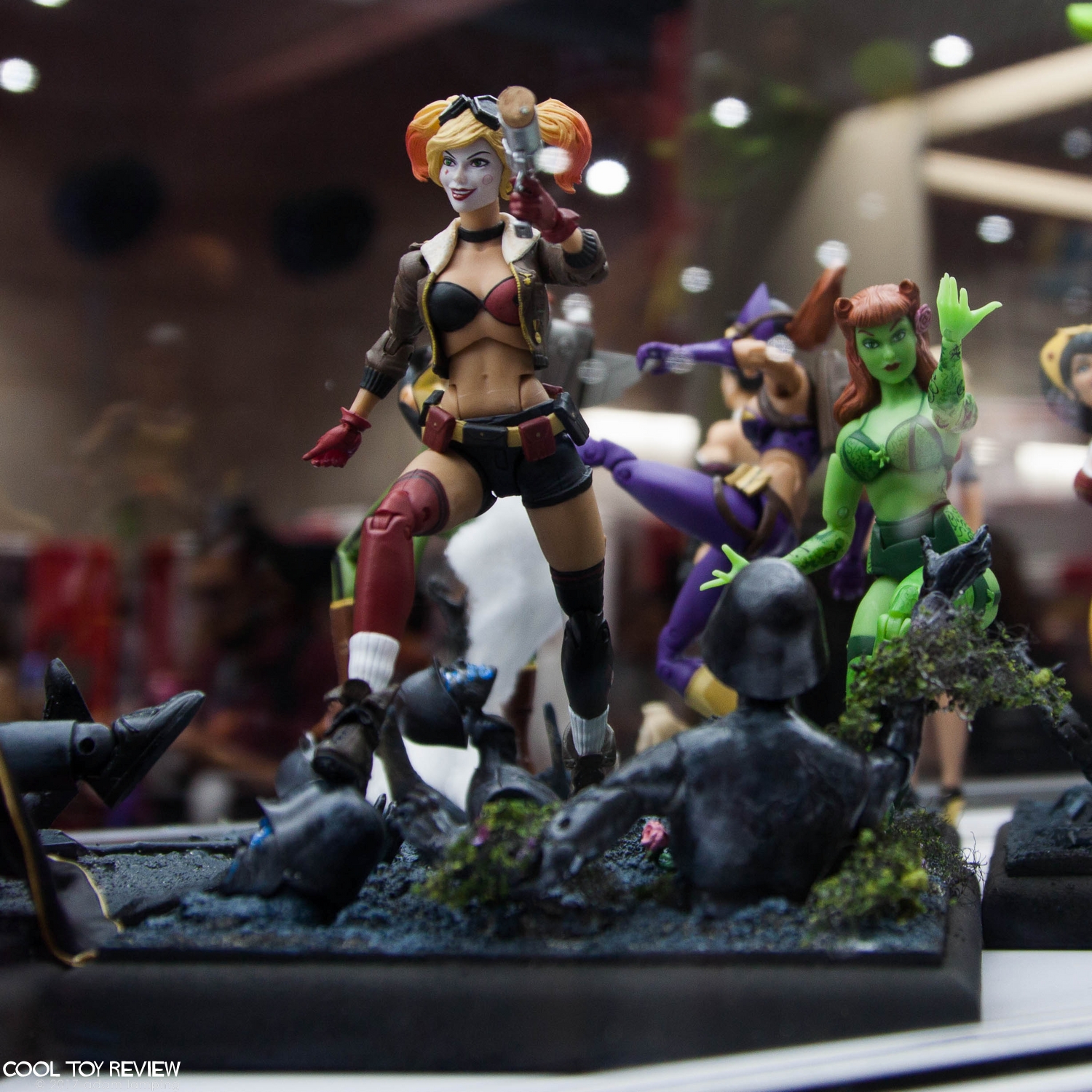 san-diego-comic-con-2017-dc-collectibles-059.jpg