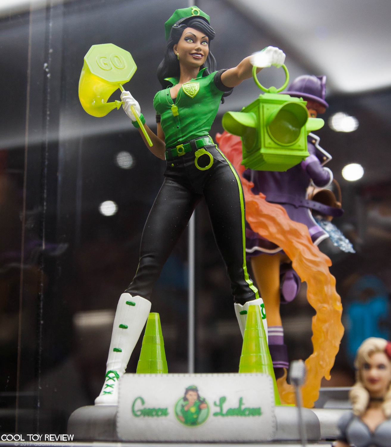 san-diego-comic-con-2017-dc-collectibles-078.jpg