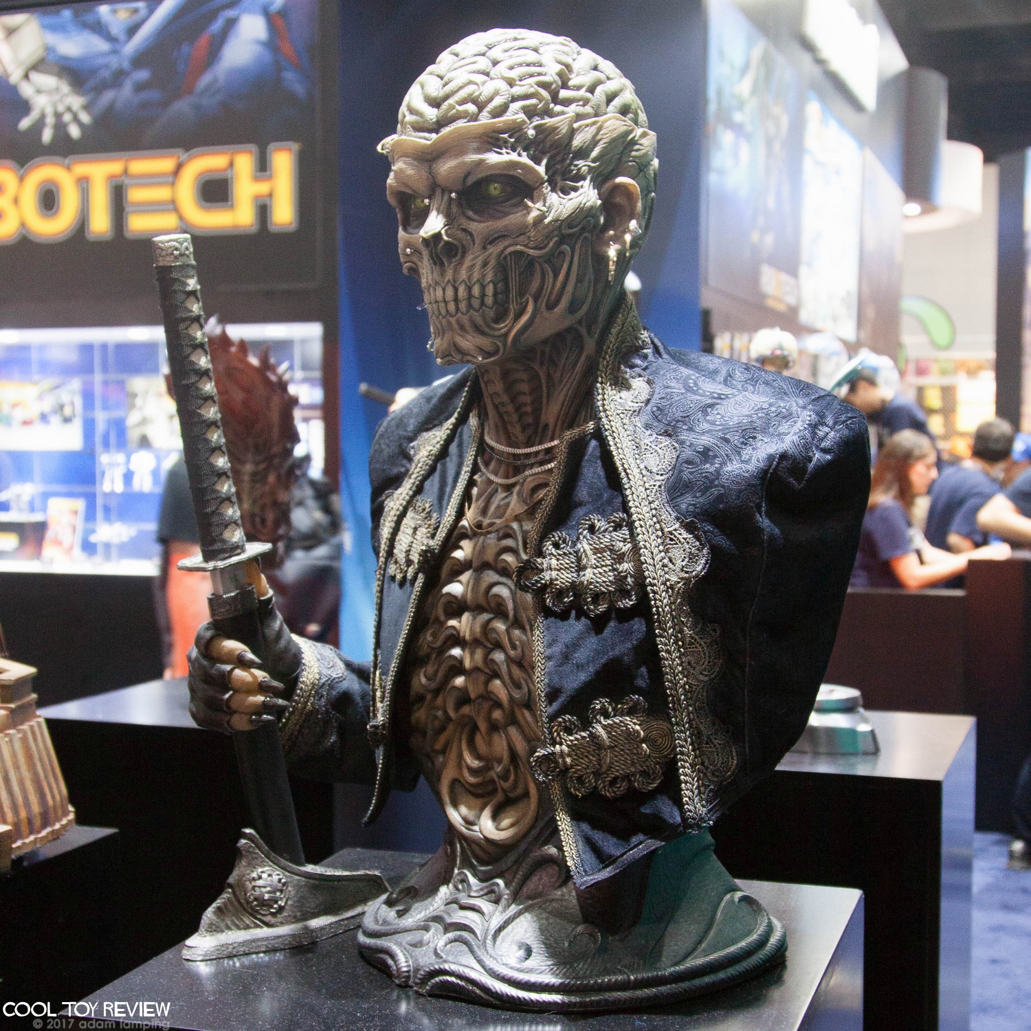 san-diego-comic-con-2017-elite-creature-collectibles-011.jpg