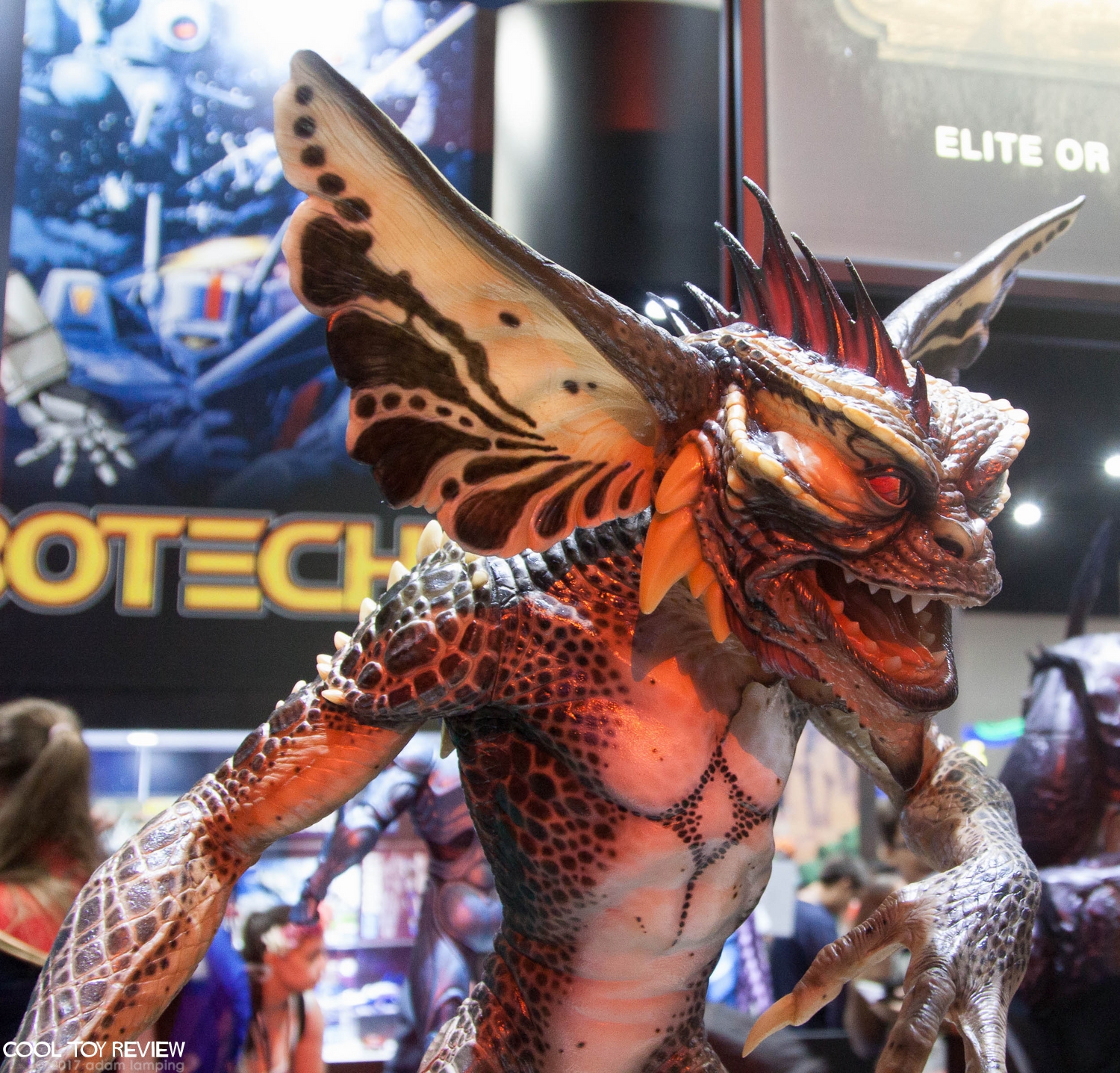 san-diego-comic-con-2017-elite-creature-collectibles-022.jpg