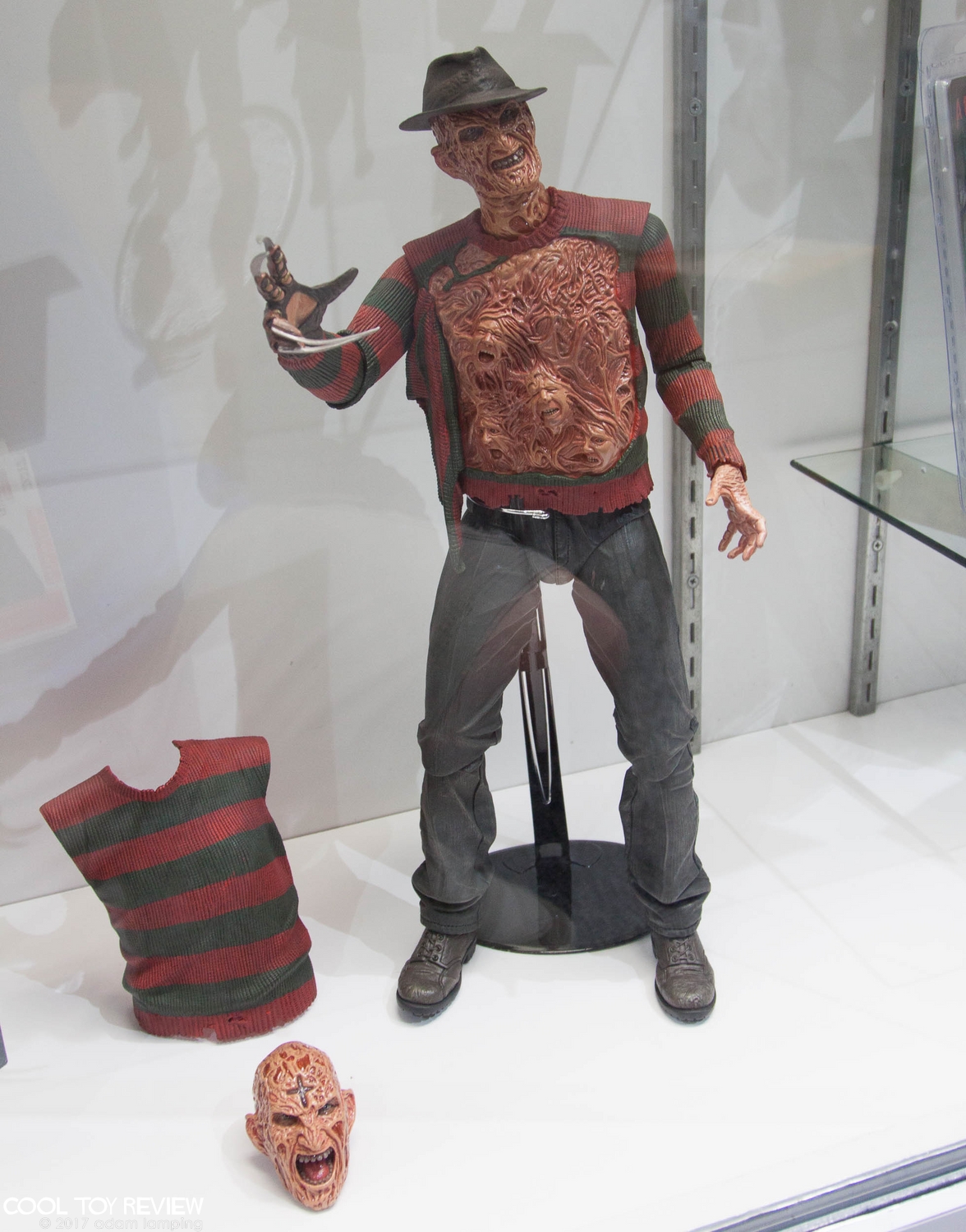 san-diego-comic-con-2017-neca-128.jpg