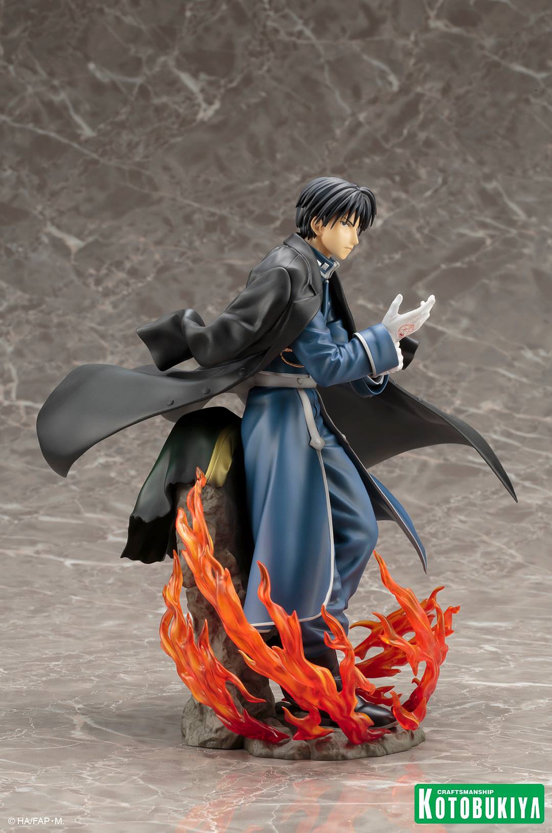 Fullmetal-Alchemist-Brotherhood-Roy-Mustang-ARTFX-J-003.jpg