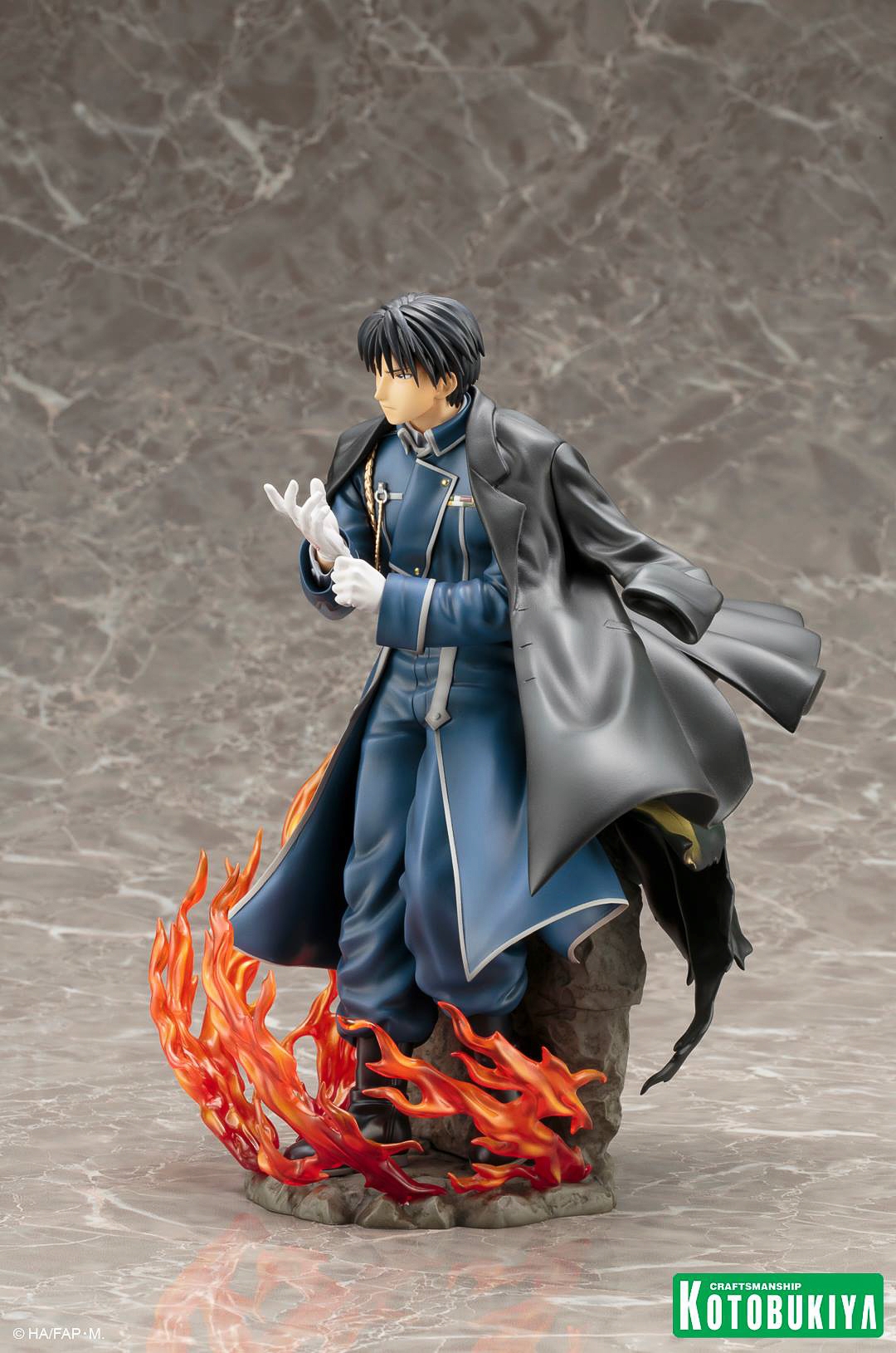 Fullmetal-Alchemist-Brotherhood-Roy-Mustang-ARTFX-J-005.jpg