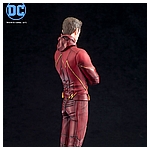 Kotobukiya-Barry-Allen-The-Flash-ARTFX-plus-statue-012.jpg
