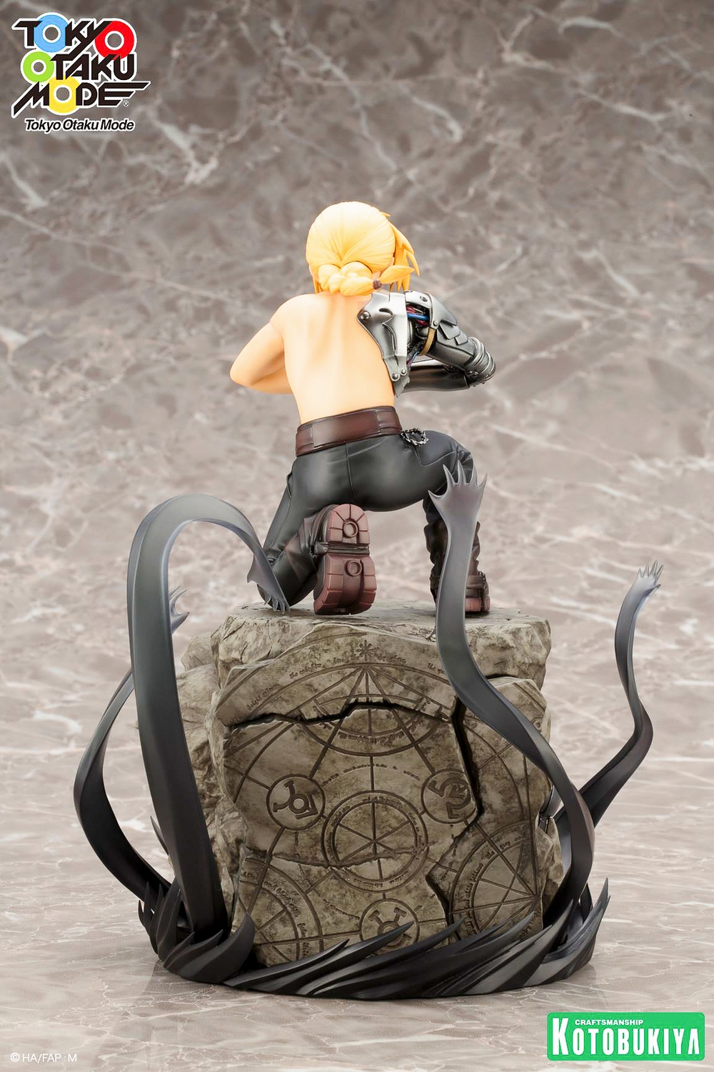 Kotobukiya-Fullmetal-Alchemist-ARTFX-J-Edward-Elric-003.jpg