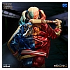 Mezco-Toyz-DC-Comics-Suicid-Squad-Harley-Quinn-One-12-001.Jpg