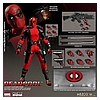 Mezco-Toyz-Marvel-Comics-Deadpool-One-12-008.jpg