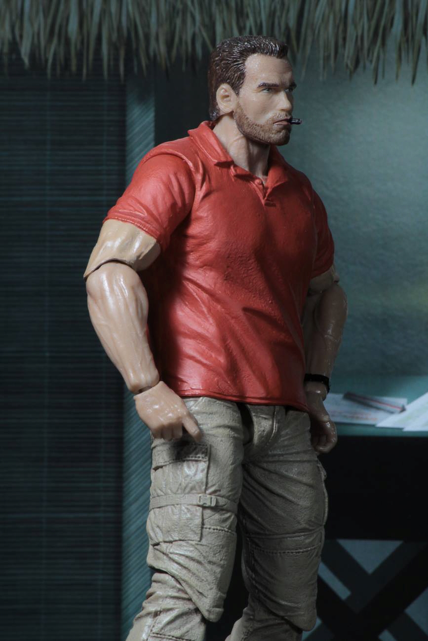 NECA-SDCC-2017-Predator-Jungle-Briefing-Dutch-007.jpg