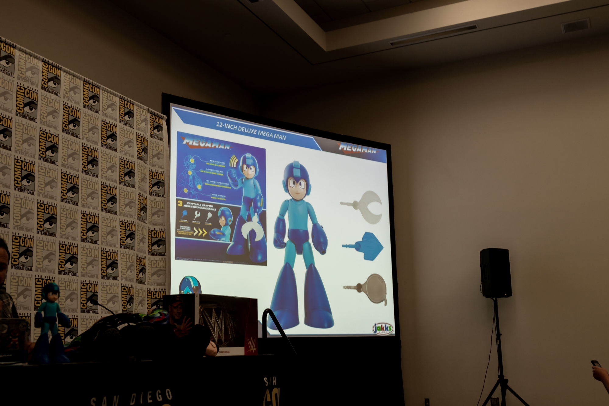 JAKKS-Panel-2018-San-Diego-Comic-Con-006.jpg