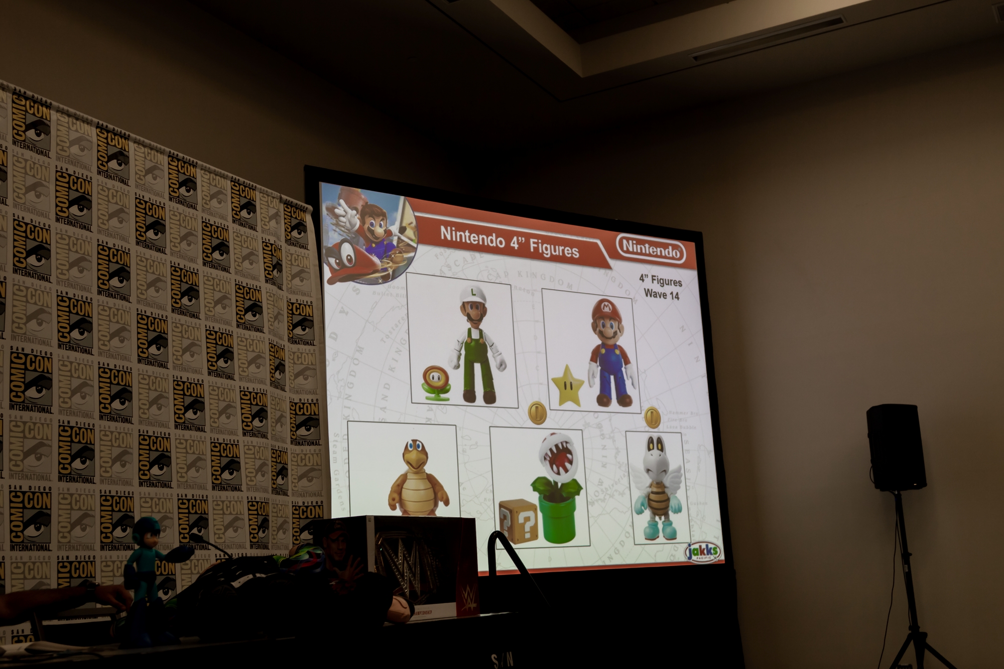 JAKKS-Panel-2018-San-Diego-Comic-Con-016.jpg