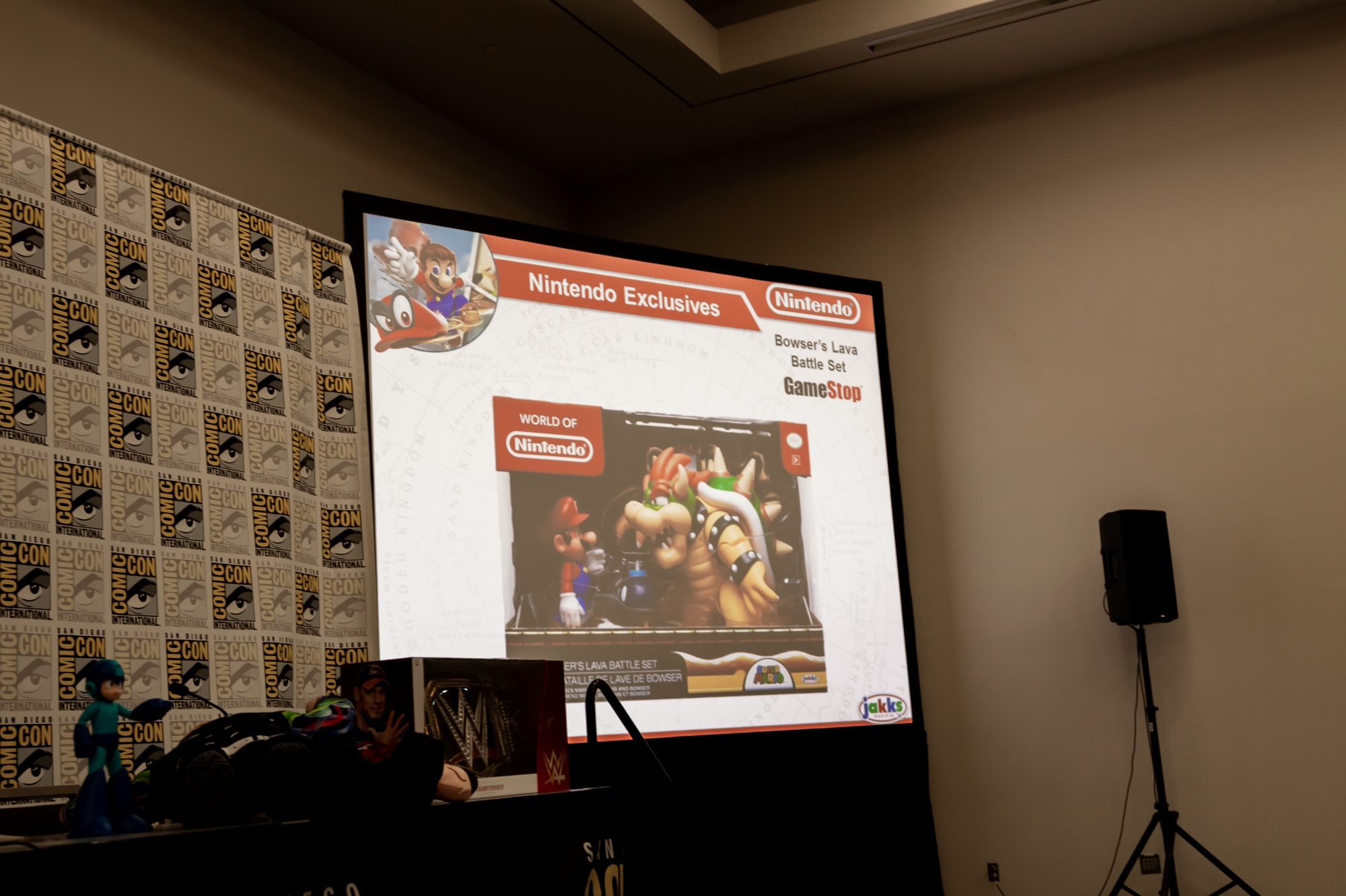 JAKKS-Panel-2018-San-Diego-Comic-Con-017.jpg