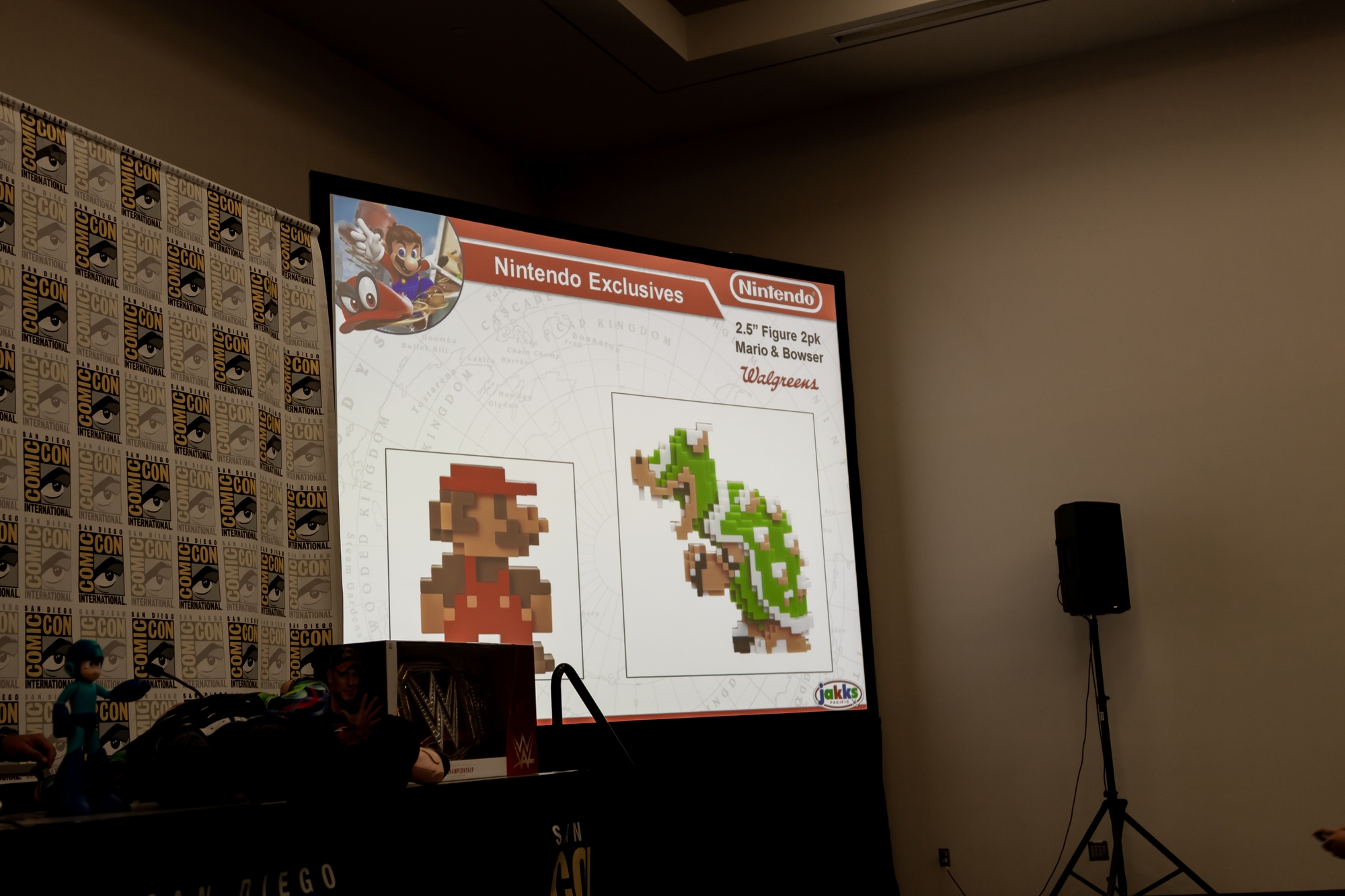 JAKKS-Panel-2018-San-Diego-Comic-Con-023.jpg