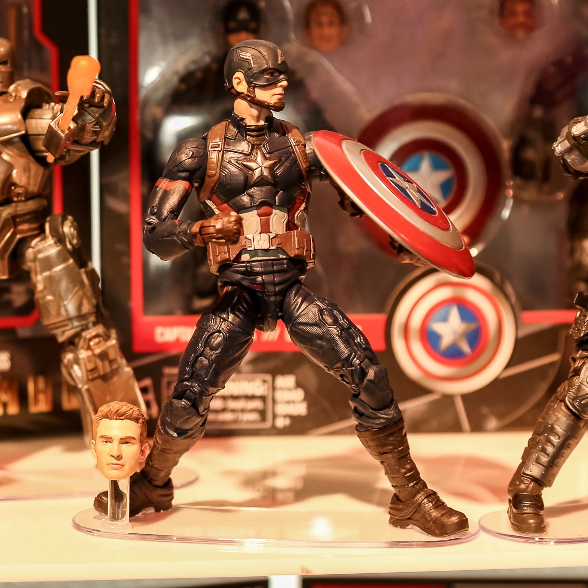 2018-International-Toy-Fair-Hasbro-Marvel-Legends-078.jpg