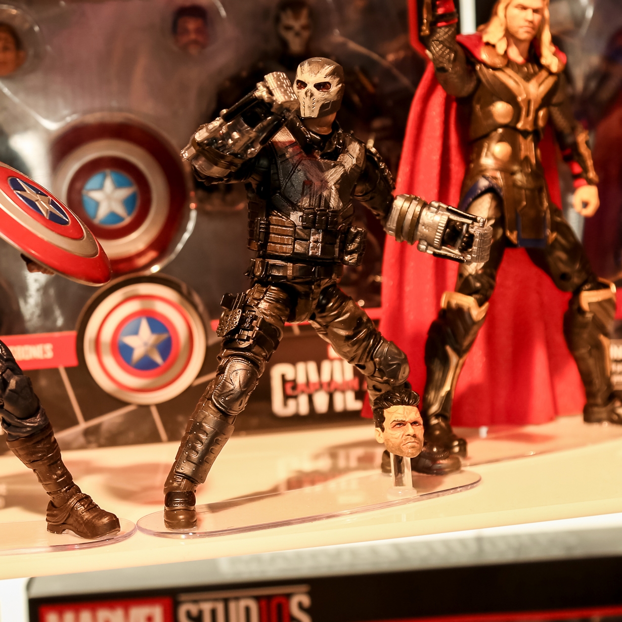 2018-International-Toy-Fair-Hasbro-Marvel-Legends-079.jpg