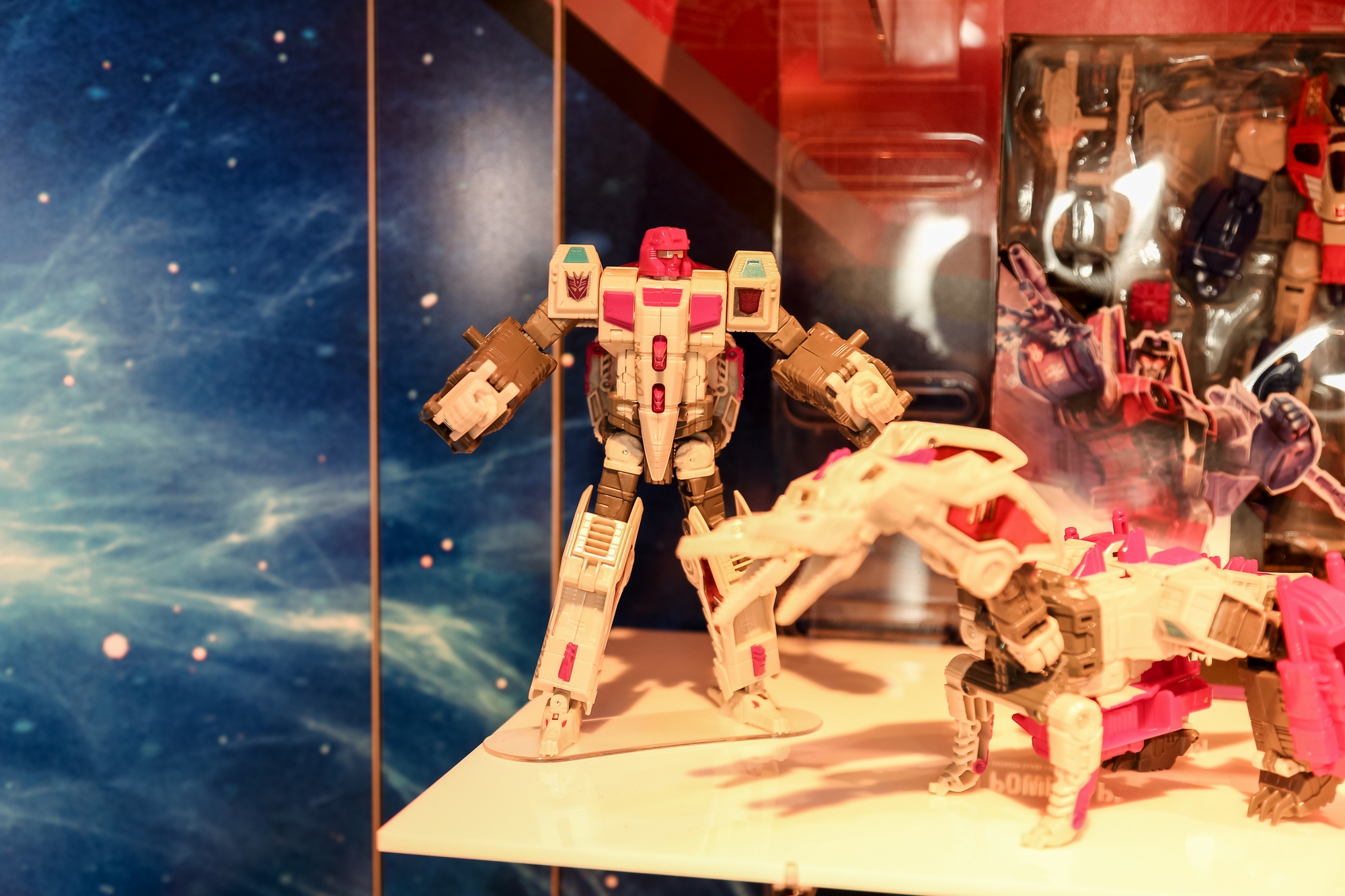 2018-International-Toy-Fair-Hasbro-Transformers-003.jpg