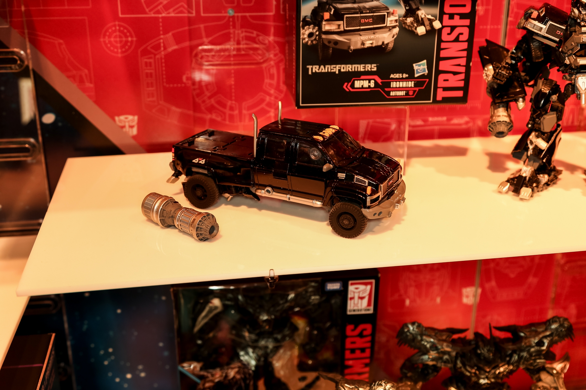 2018-International-Toy-Fair-Hasbro-Transformers-013.jpg