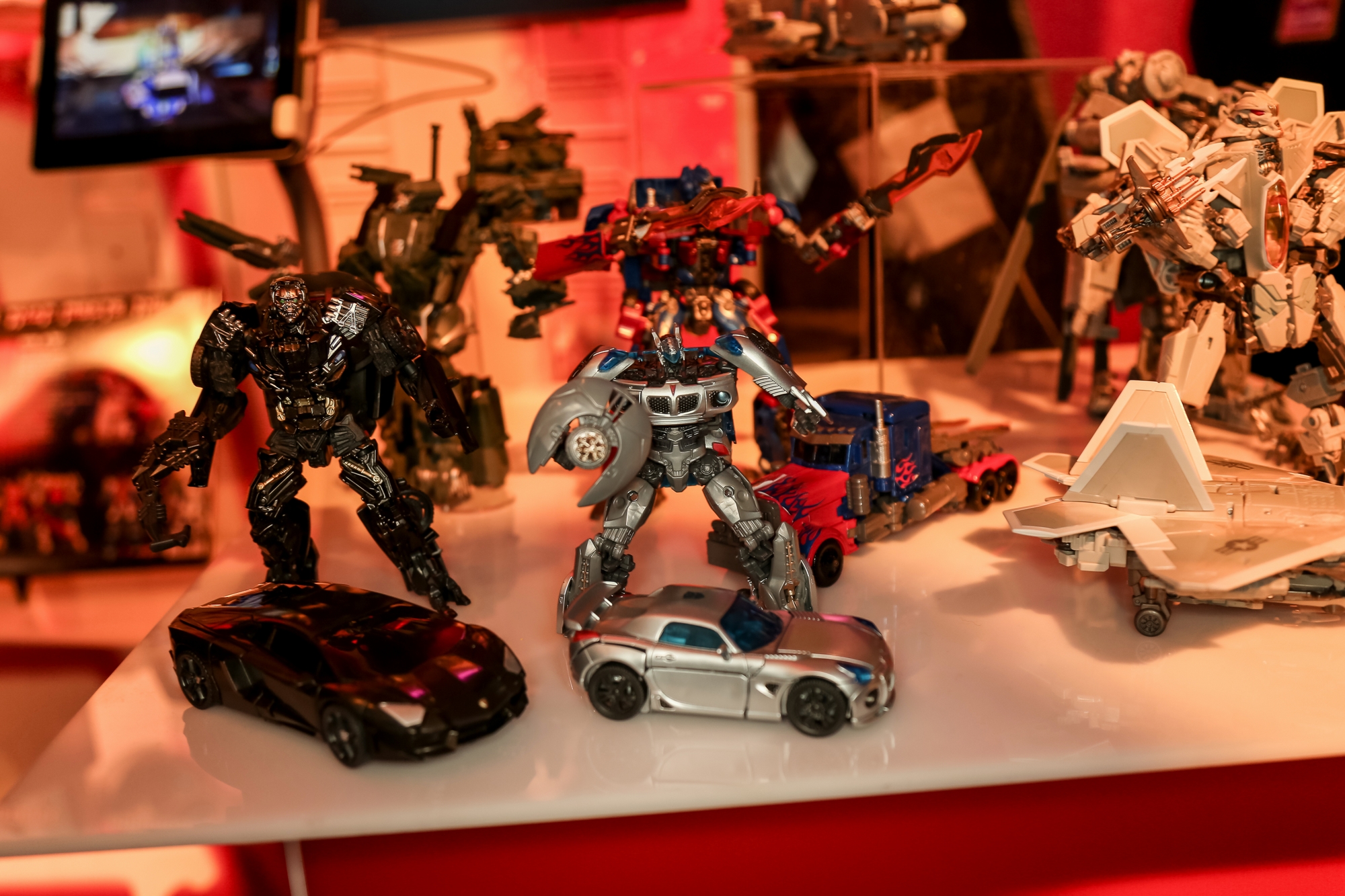 2018-International-Toy-Fair-Hasbro-Transformers-030.jpg