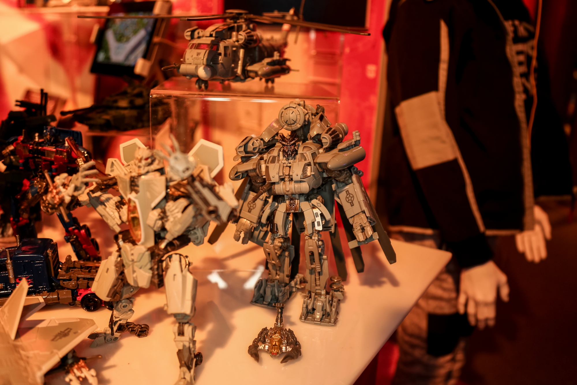 2018-International-Toy-Fair-Hasbro-Transformers-036.jpg