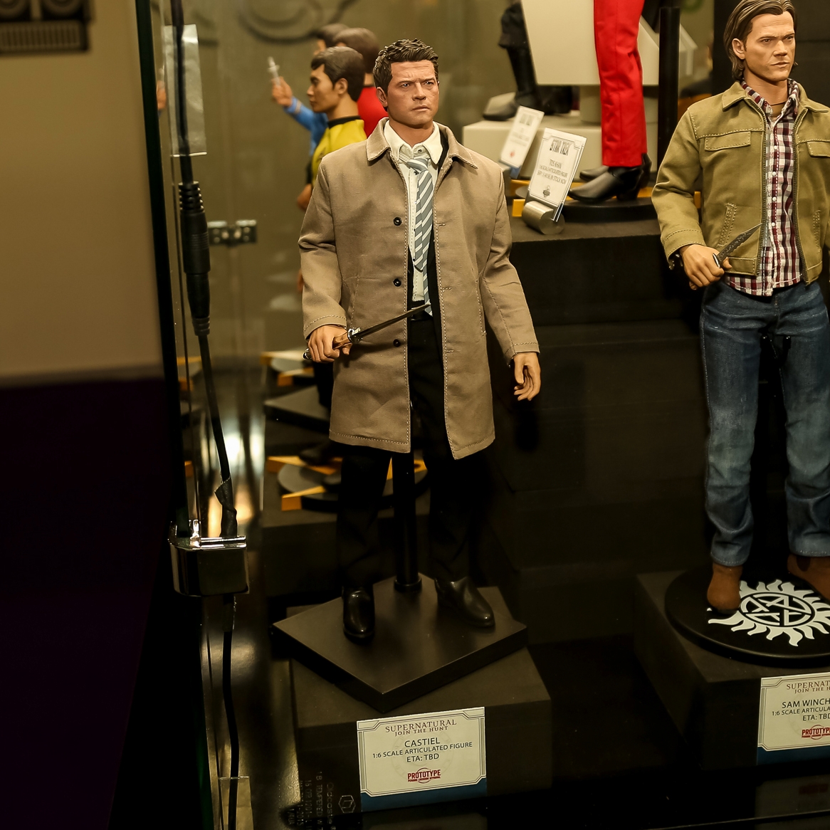 2018-International-Toy-Fair-QMx-Quantum-Mechanix-001.jpg