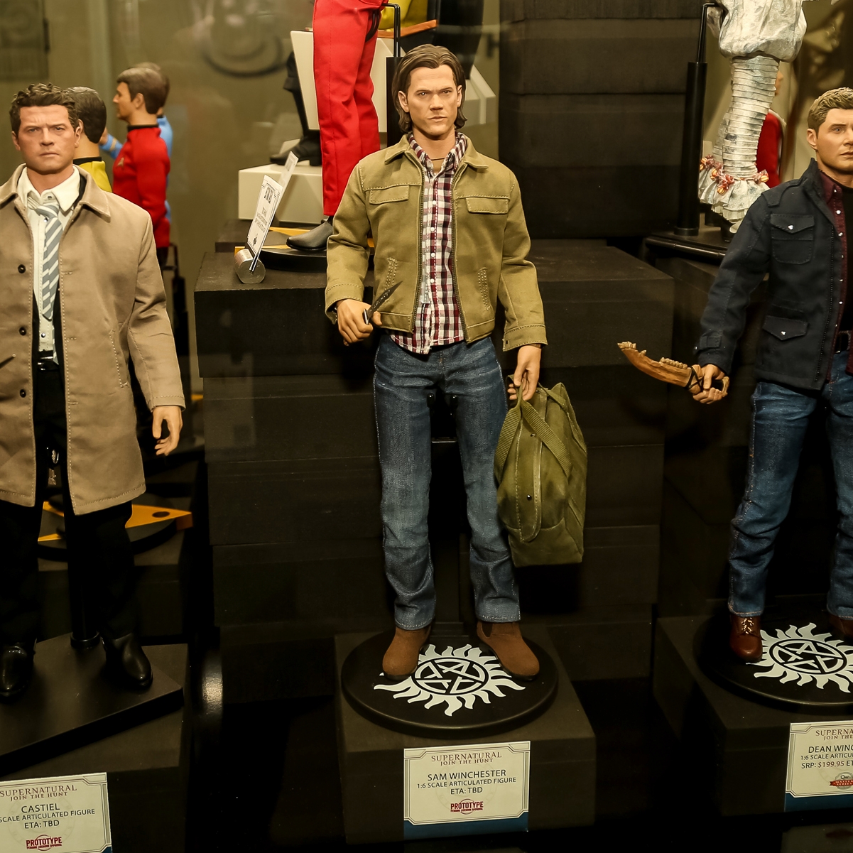 2018-International-Toy-Fair-QMx-Quantum-Mechanix-002.jpg