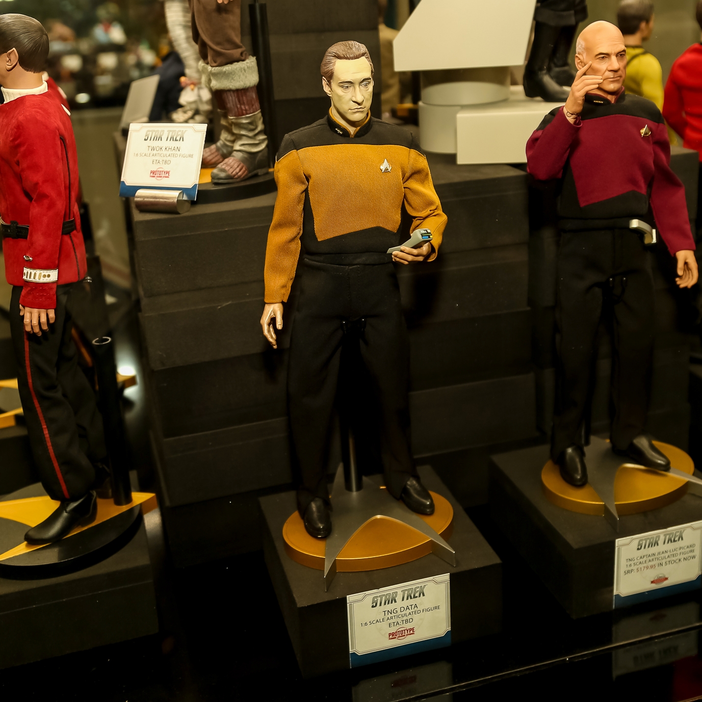2018-International-Toy-Fair-QMx-Quantum-Mechanix-009.jpg